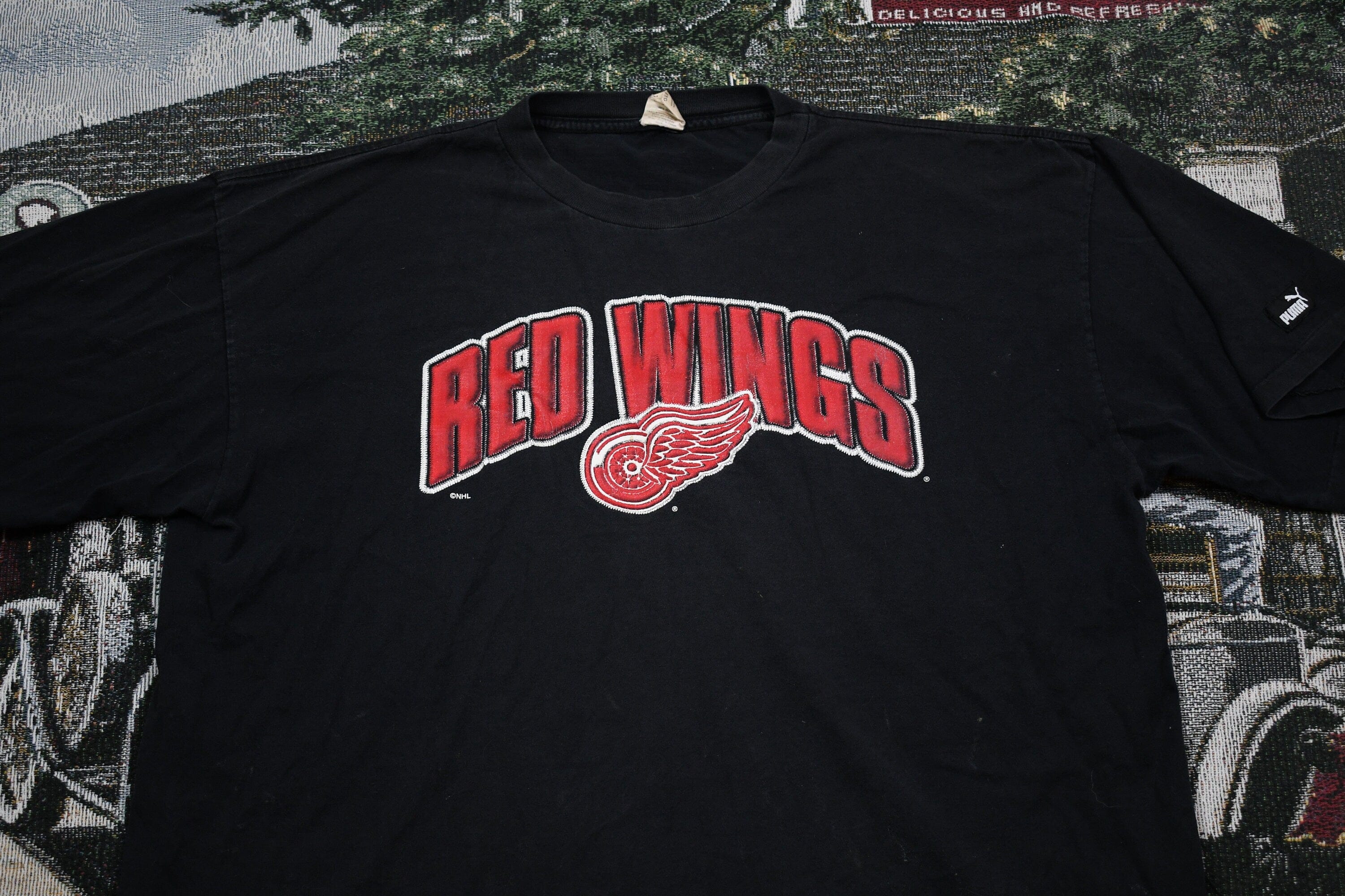 Vintage 1990s Detroit Red Wings NHL Graphic T Shirt Men's XL - Image 4