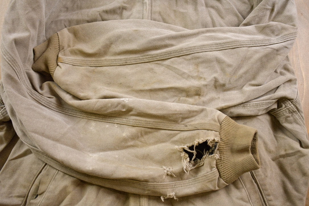 Vintage 1990s Distressed Carhartt Santa Fe Canvas Jacket Men's Large - Image 3