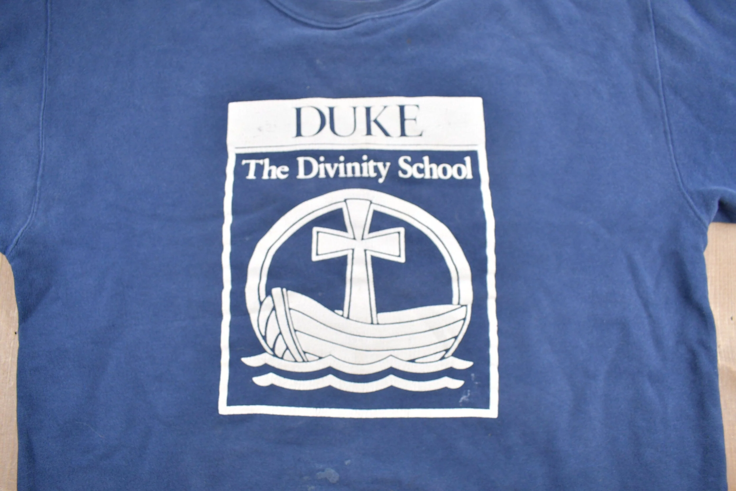 Vintage 1990s Duke University The Divinity School Collegiate Crewneck Men's XL - Image 3