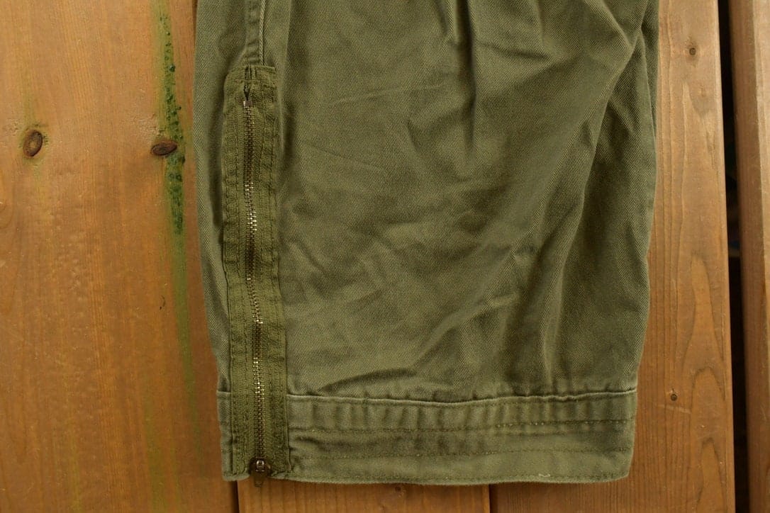 Vintage 1990's FUBU Cargo Pants Men's 28 x 28 - Image 3