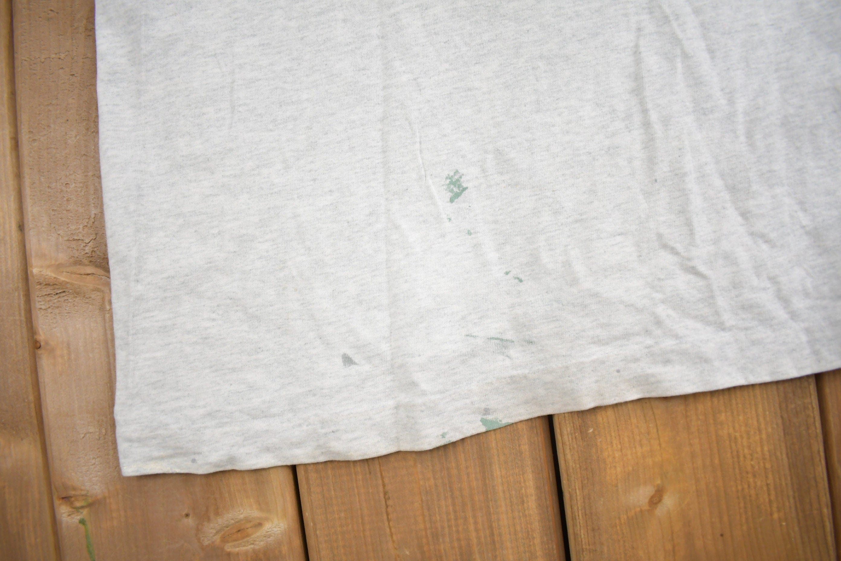 Vintage 1990s Gaspille Pas L'eau Bois D'La Biere Graphic T Shirt Men's XL - Image 8