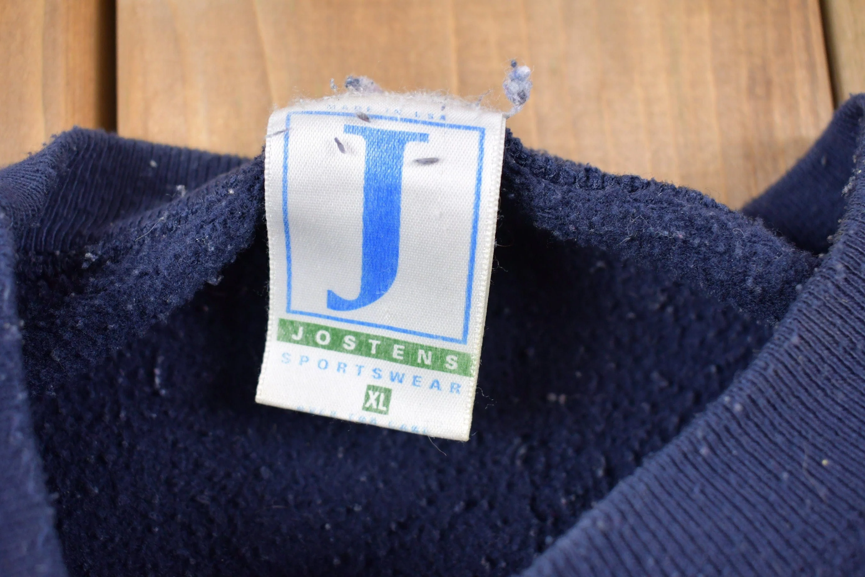 Vintage 1990s Germany Nurenberg Crewneck Sweatshirt Men's Medium - Image 3