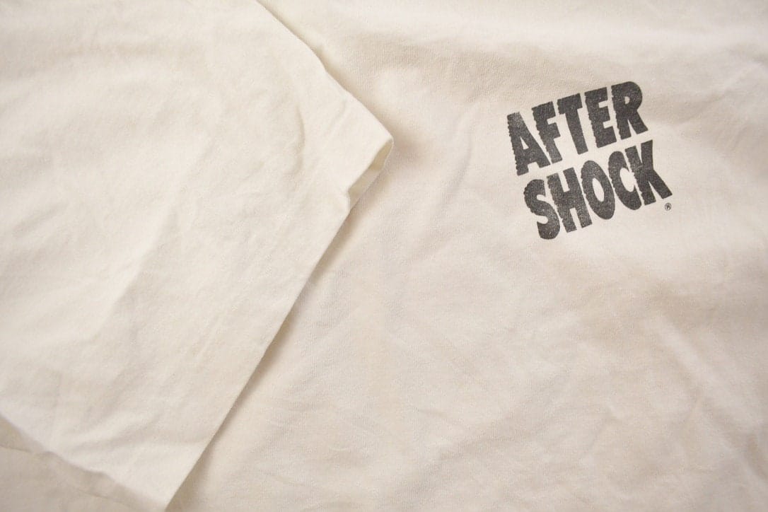 Vintage 1990s Get Shocked Graphic T Shirt Men's Medium - Image 5