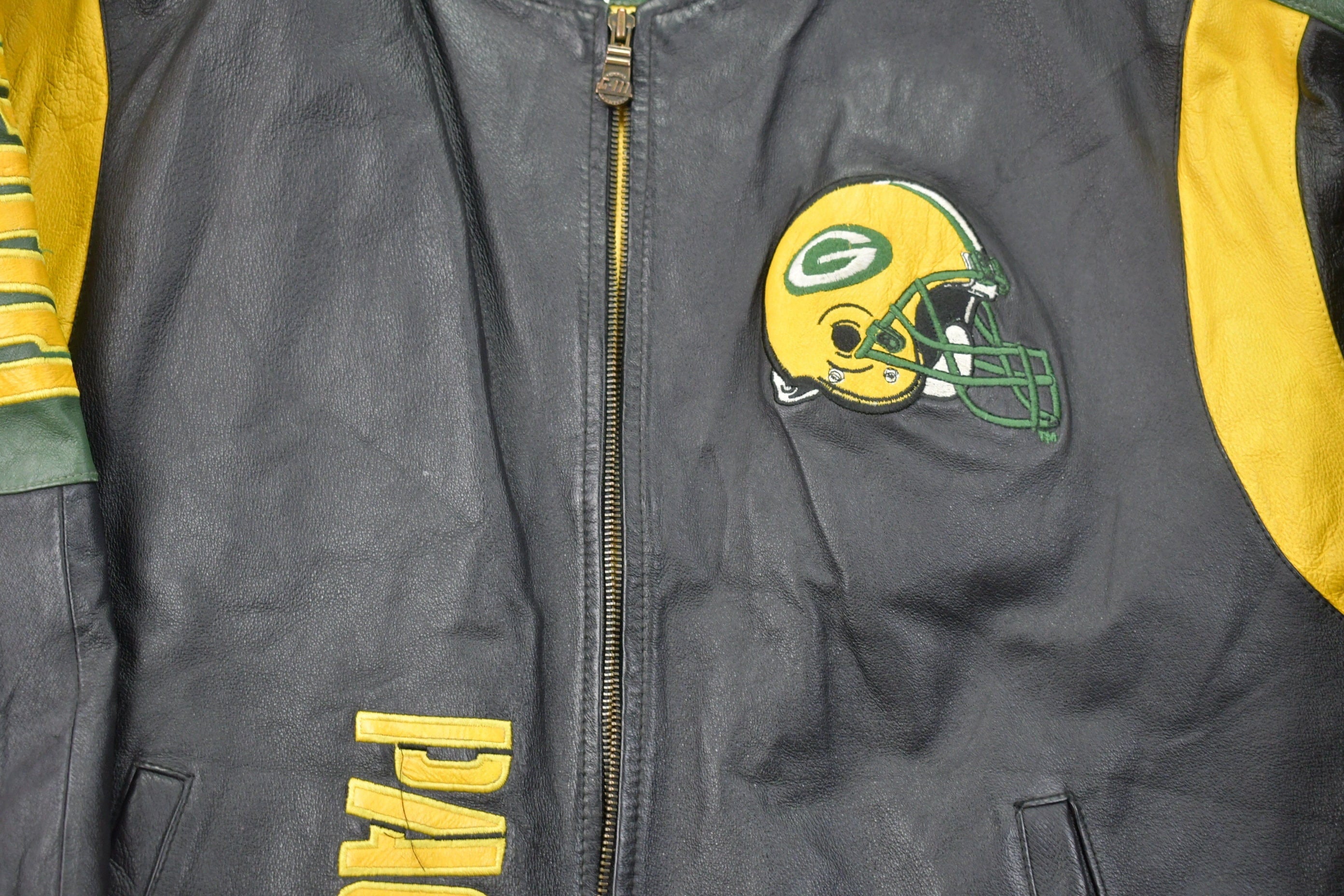 Vintage 1990s Green Bay Packers NFL Leather Bomber Jacket Men's XL - Image 3