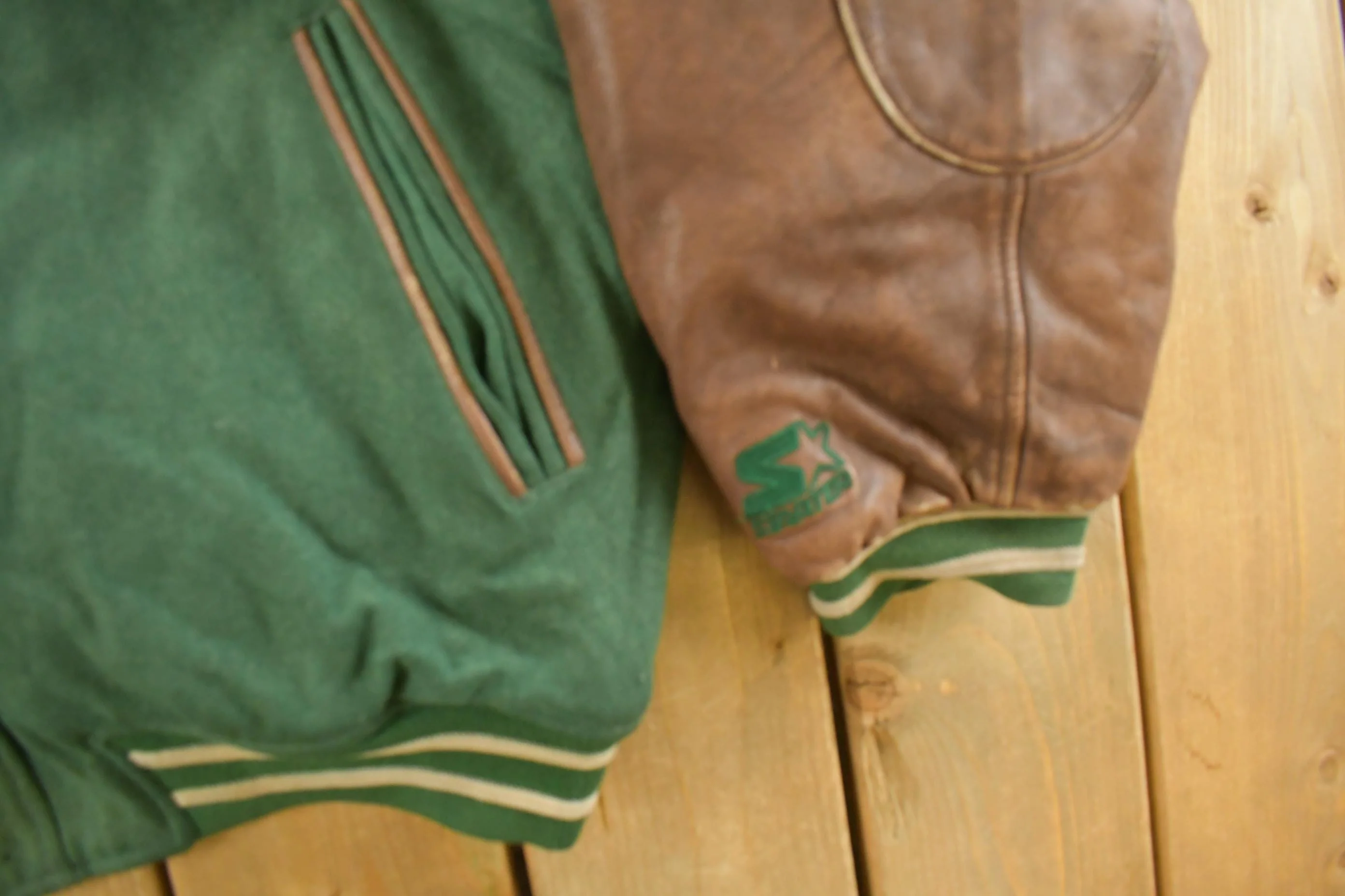 Vintage 1990s Green Bay Packers NFL Wool Leather Varsity Jacket Men's Large - Image 5