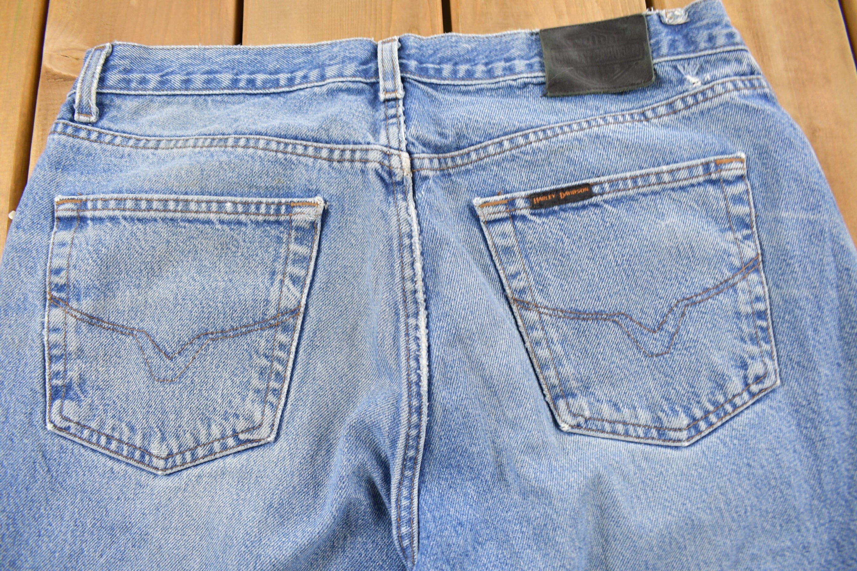 Vintage 1990s Harley Davidson Light Wash Denim Jeans Men's 36 x 28 - Image 4