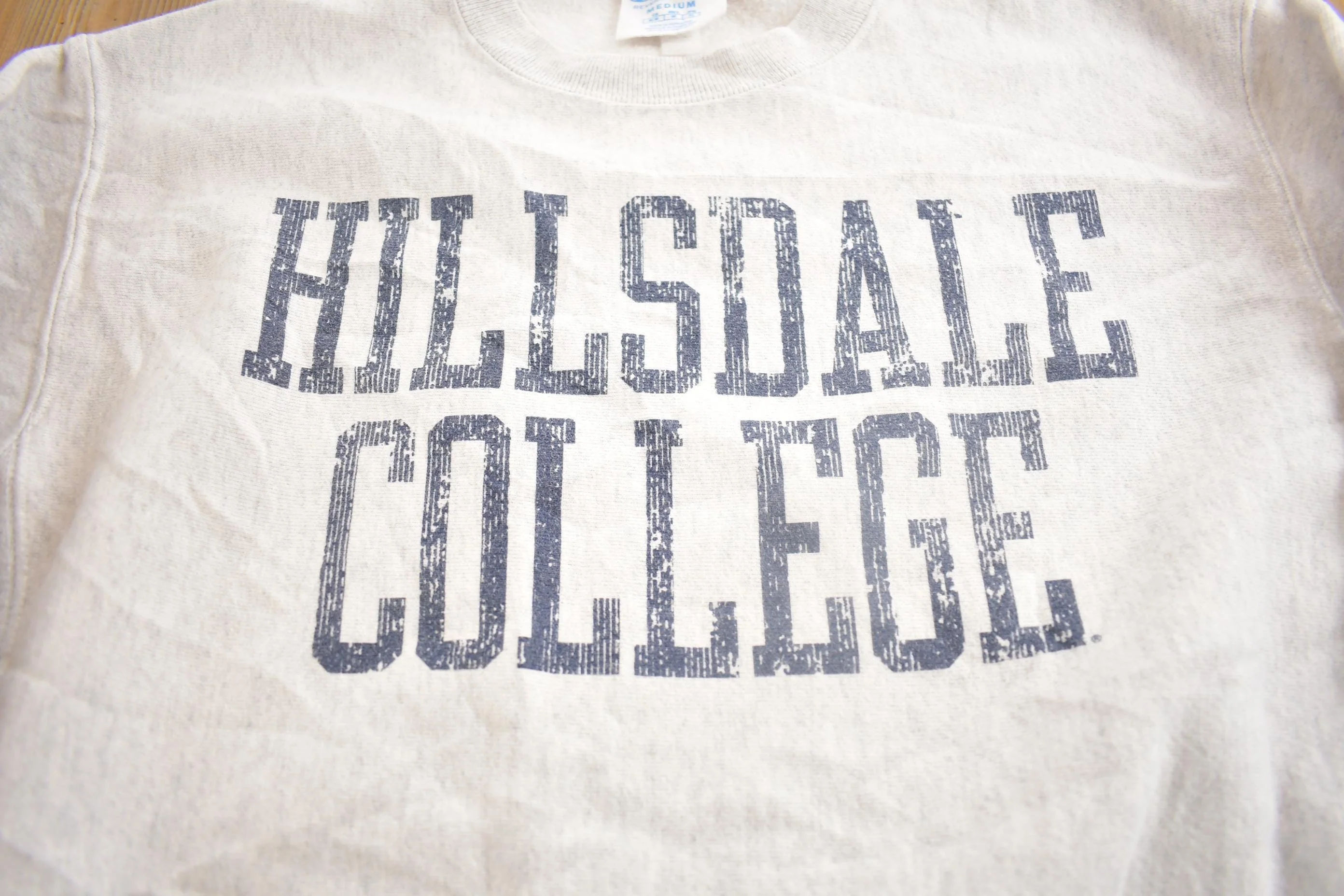 Vintage 1990s HIllsdale College Champion Reverse Weave Crewneck Made In USA Men's Medium - Image 3