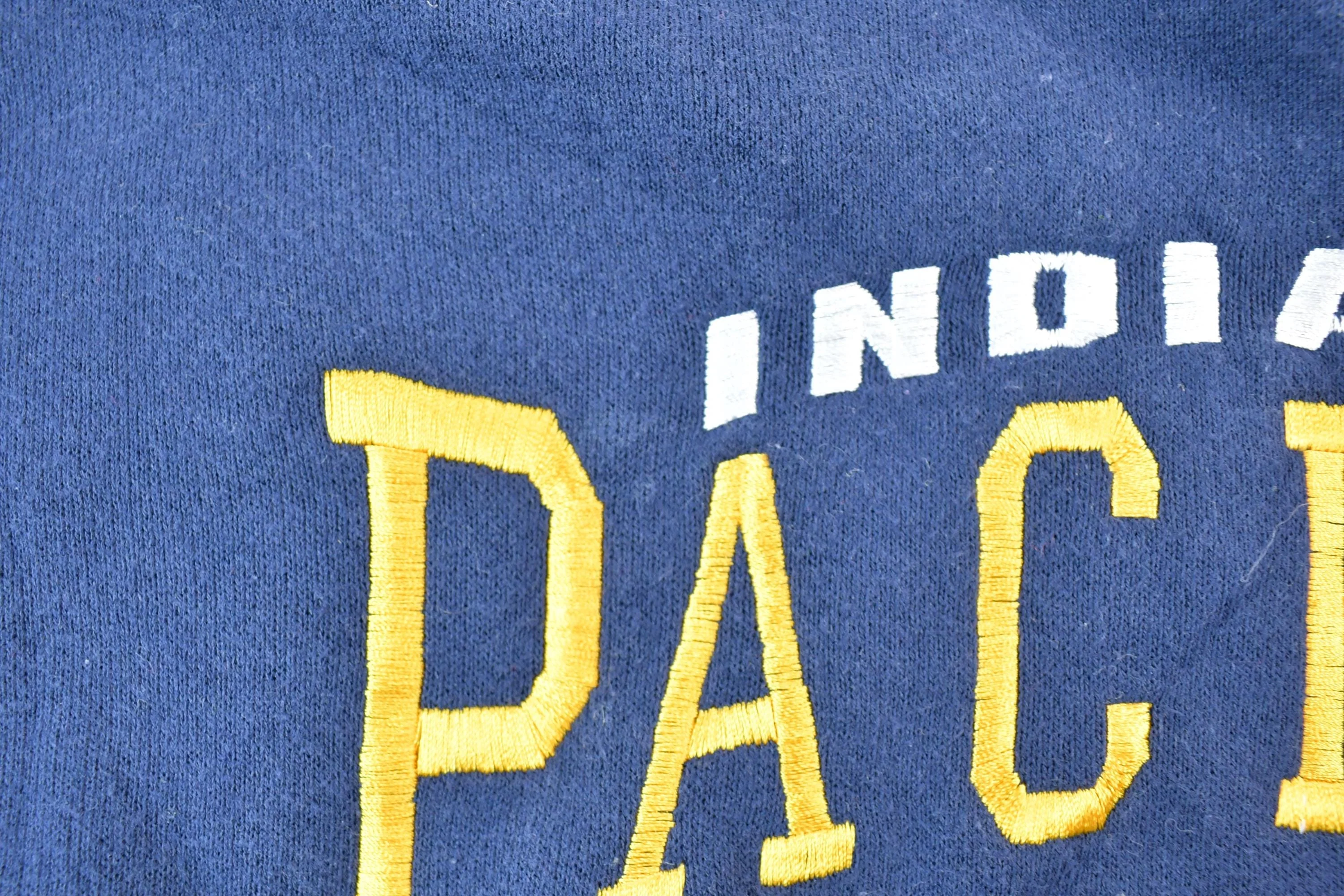 Vintage 1990s Indiana Pacers Nutmeg Mills NBA Crewneck Sweatshirt Men's Large - Image 6
