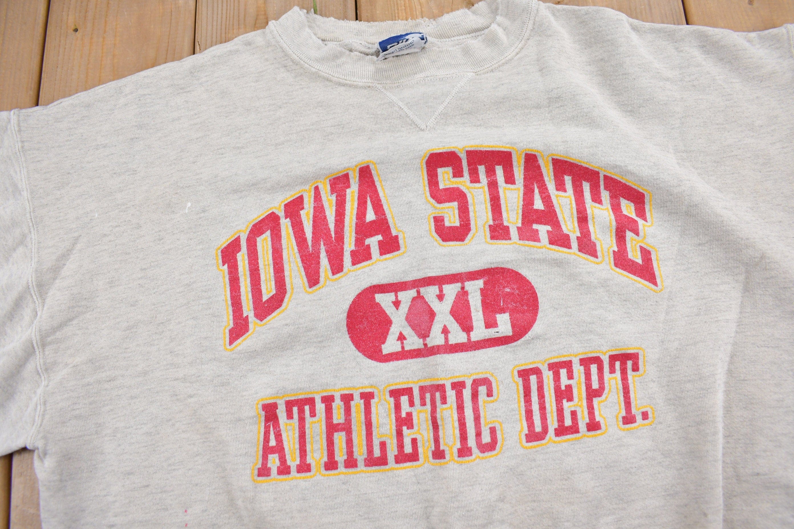 Vintage 1990s Iowa State University Collegiate Crewneck Men's Large - Image 3