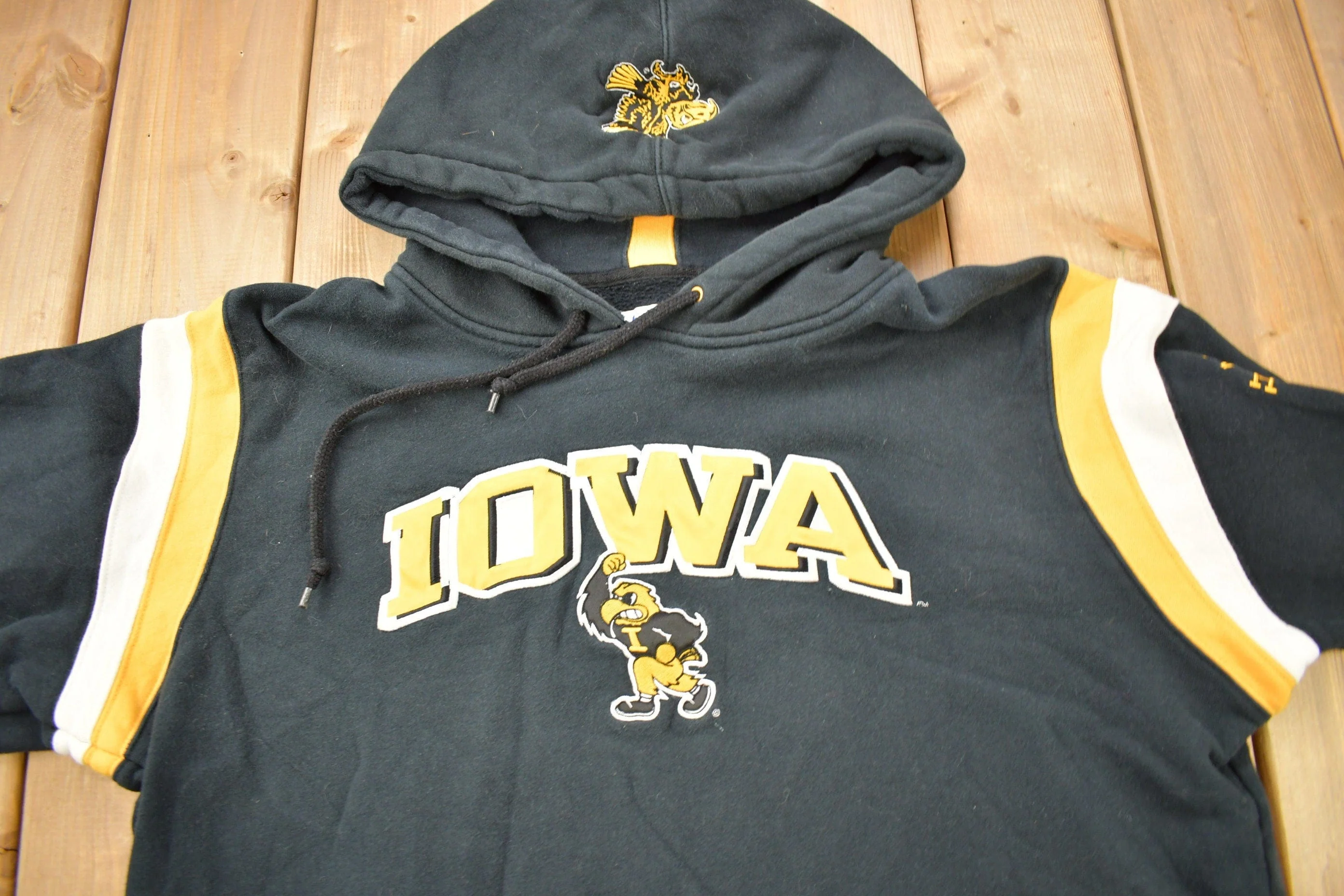 Vintage 1990s Iowa State University Hawkeyes Collegiate Hoodie Men's 2XL - Image 3