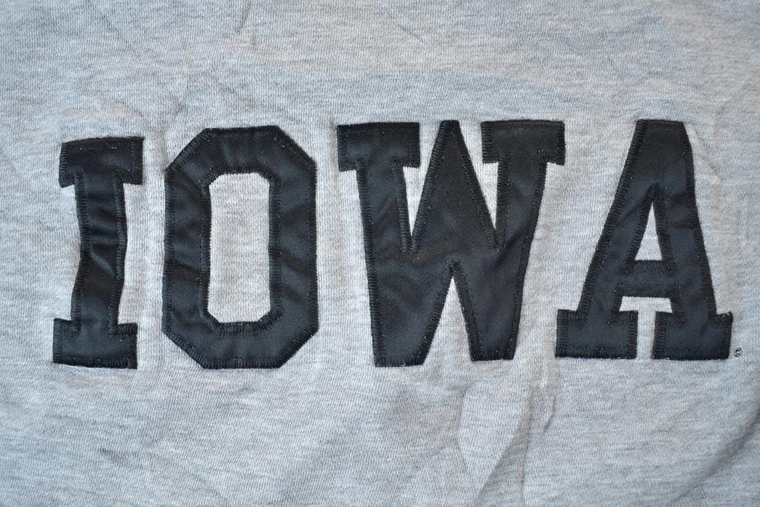 Vintage 1990s Iowa University Collegiate Crewneck Men's XL - Image 4
