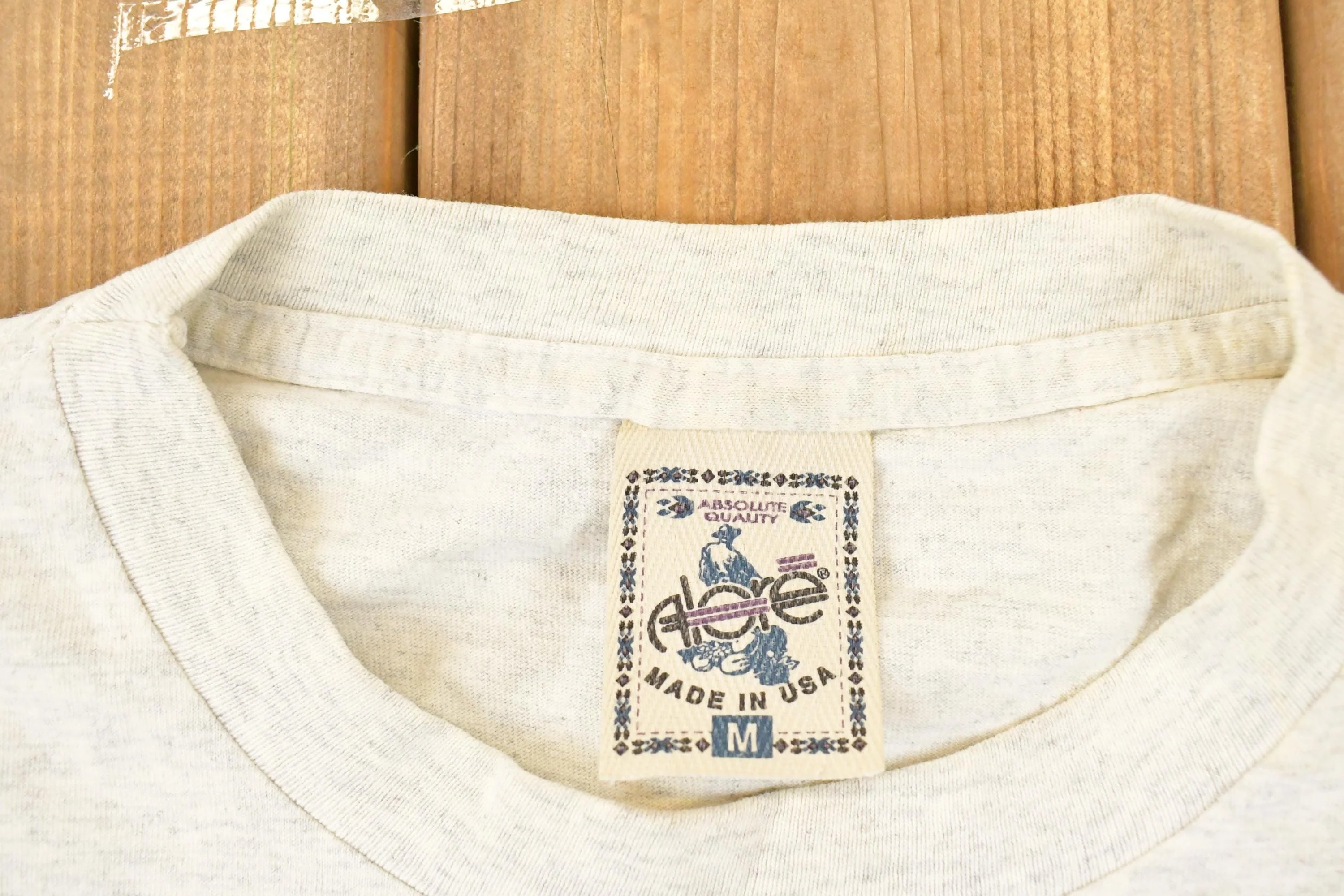 Vintage 1990s Its Cool To Be Catholic Souvenir Travel T-Shirt Men's M - Image 4