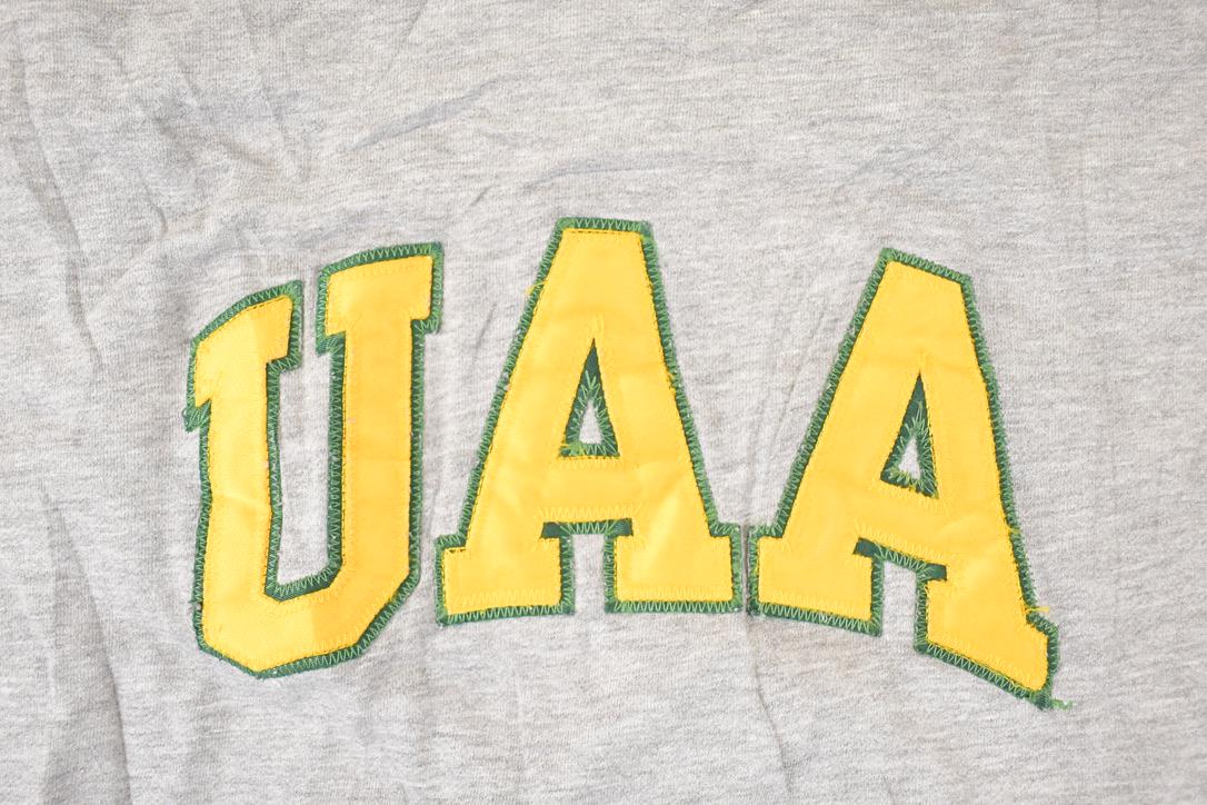 Vintage 1990s Jansport UAA Embroidered Collegiate Crewneck Sweatshirt Men's XL - Image 3