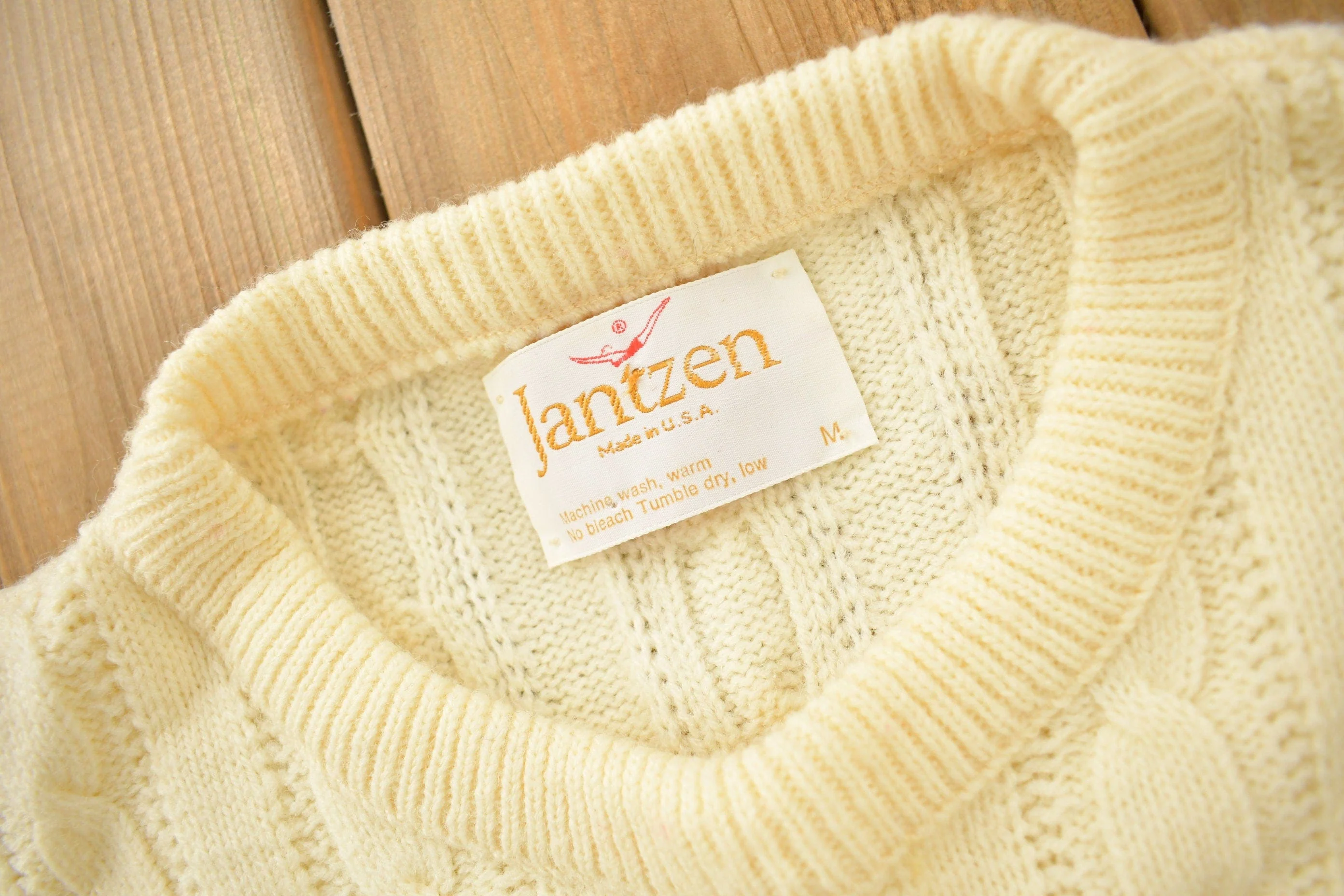 Vintage 1990s Jantzen Knitted Crewneck Sweater Men's Medium - Image 4