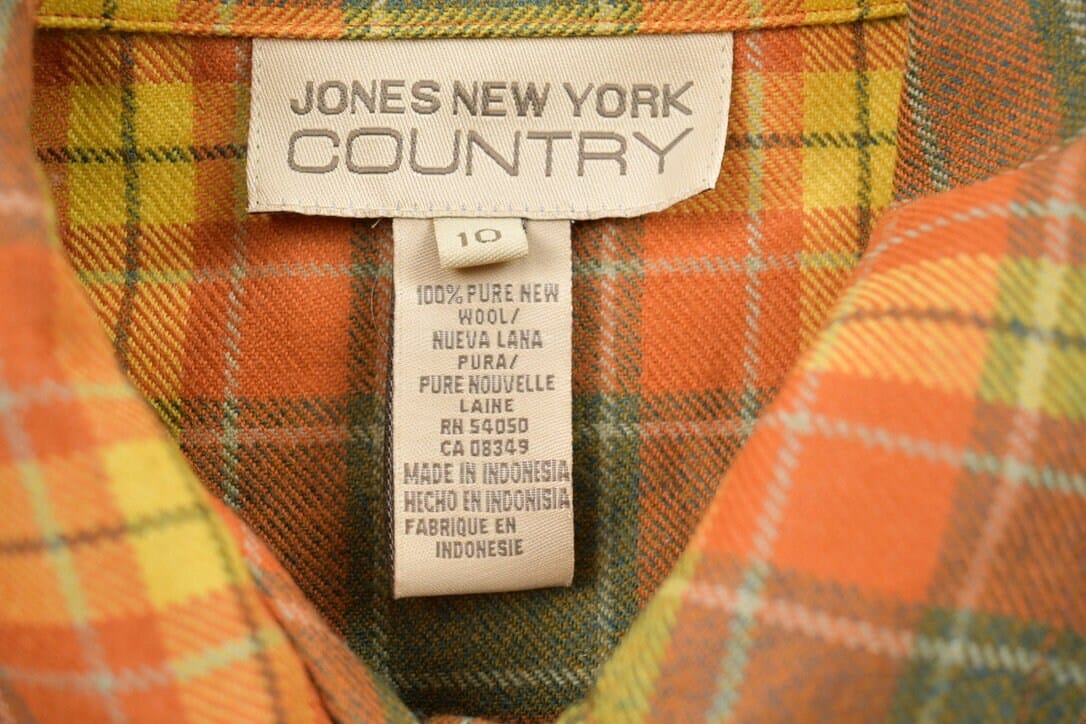 Vintage 1990s Jones New York Plaid Country Flannel Button Up Shirt Men's XS - Image 3