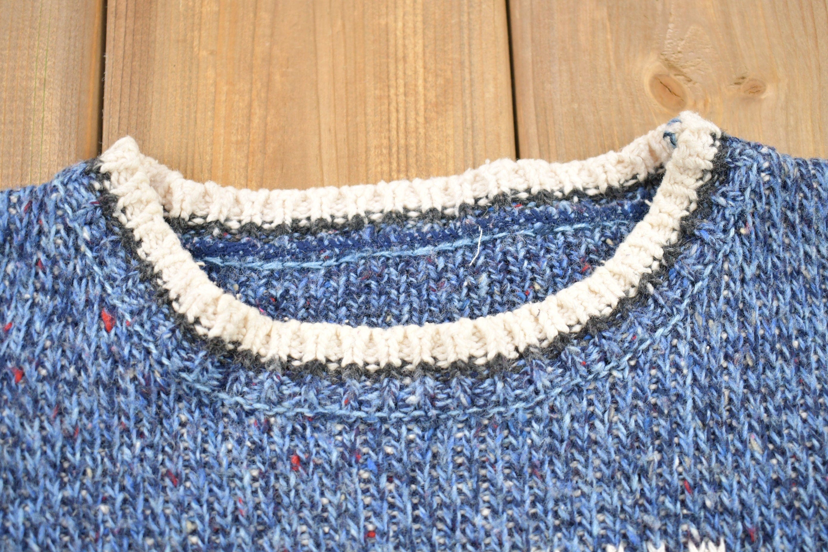 Vintage 1990s Knitted Crewneck Sweater Men's Small - Image 3
