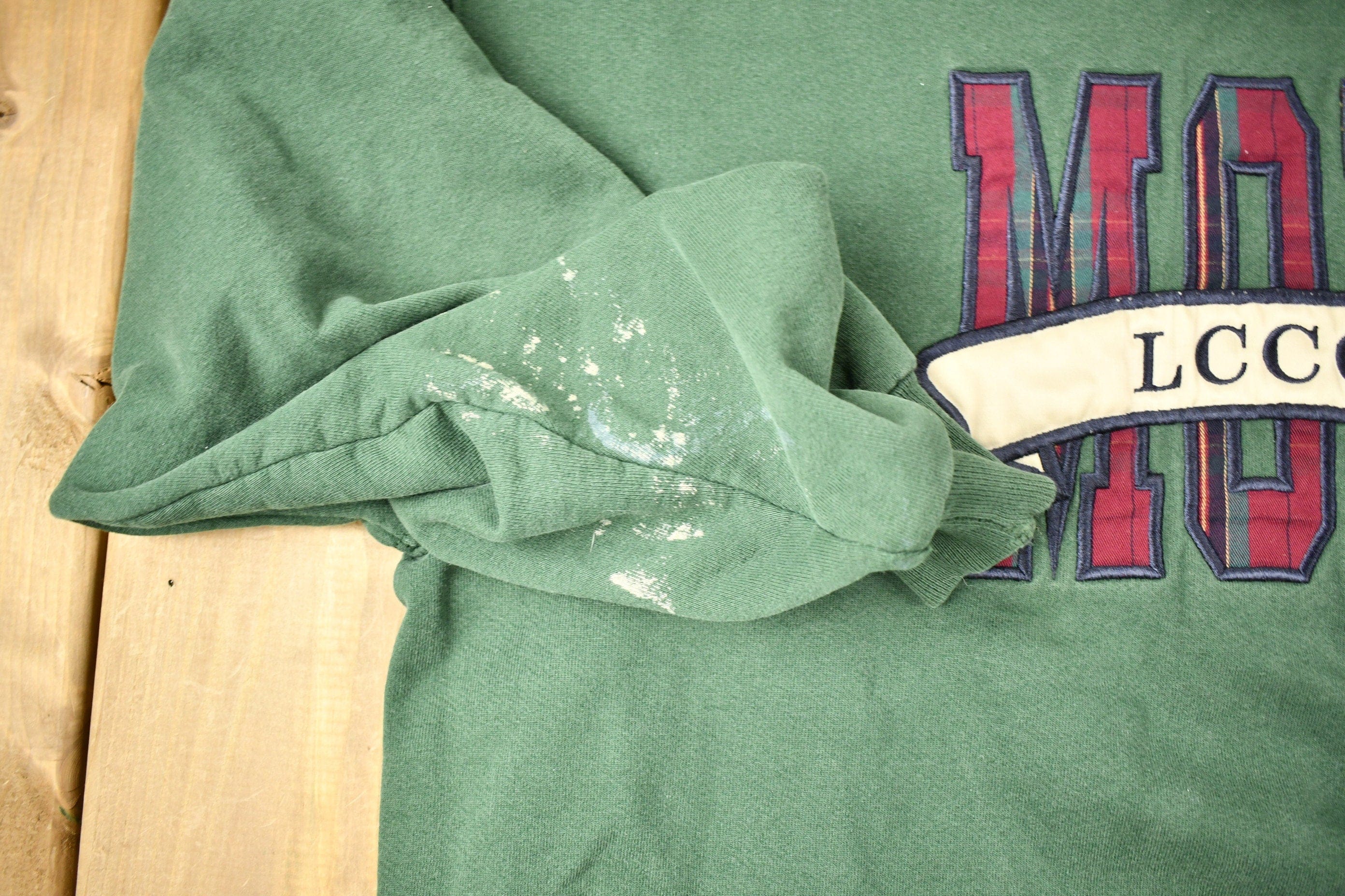 Vintage 1990s LCC Community College MOM Crewneck Men's Medium - Image 4
