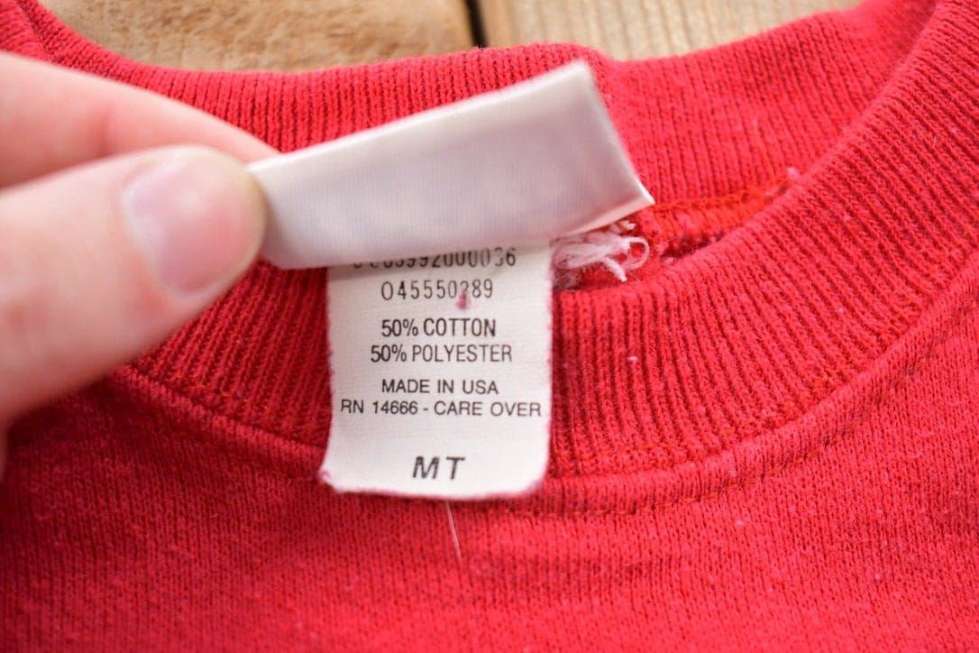 Vintage 1990s Lee Blank Red Crewneck Sweatshirt Men's XS - Image 3
