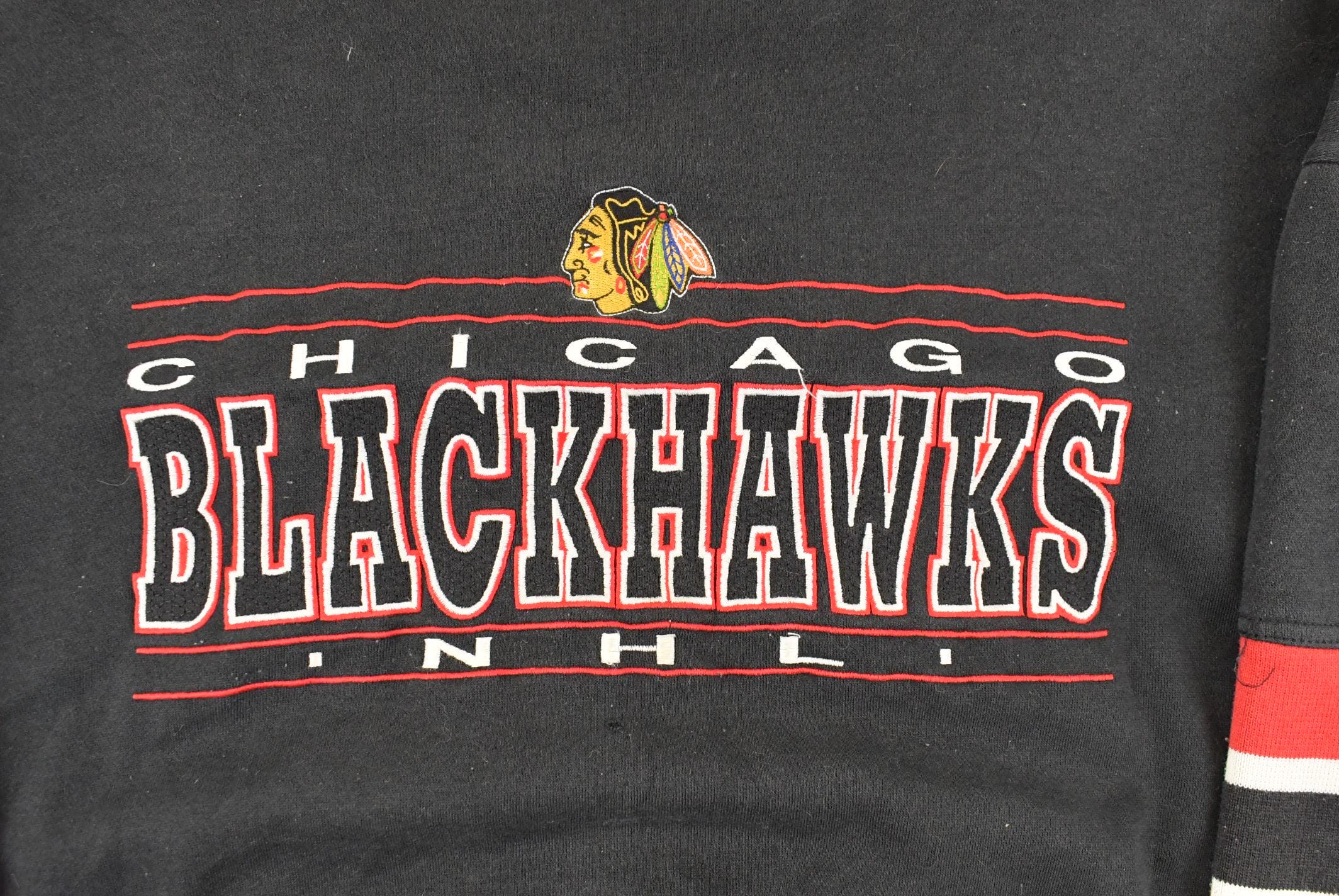 Vintage 1990s Lee Sport Chicago Blackhawks NHL Crewneck Sweatshirt Men's XL - Image 3