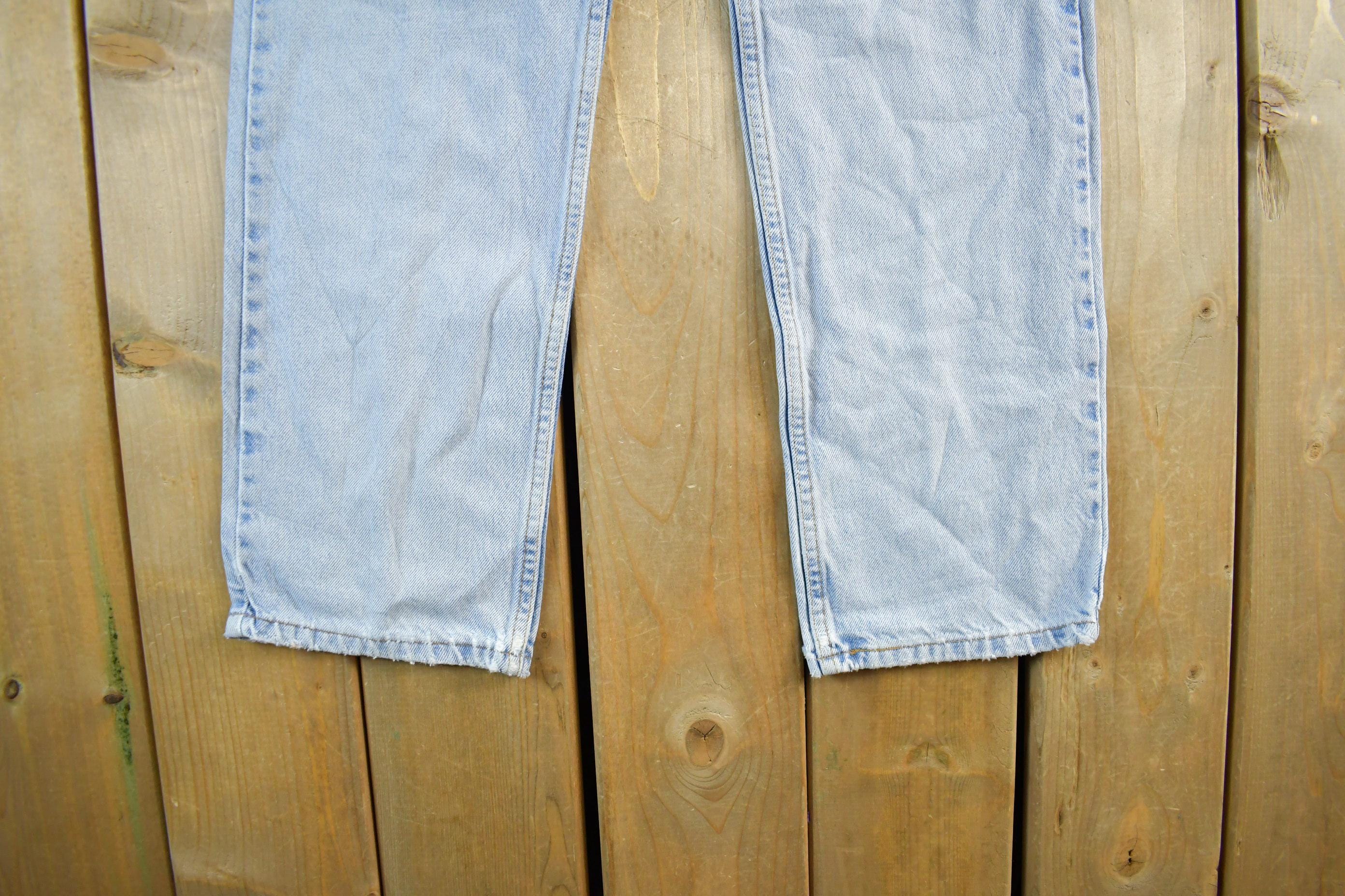Vintage 1990s Levi Silver Tab Loose Denim Jeans Womens 28 x 32 - Image 3
