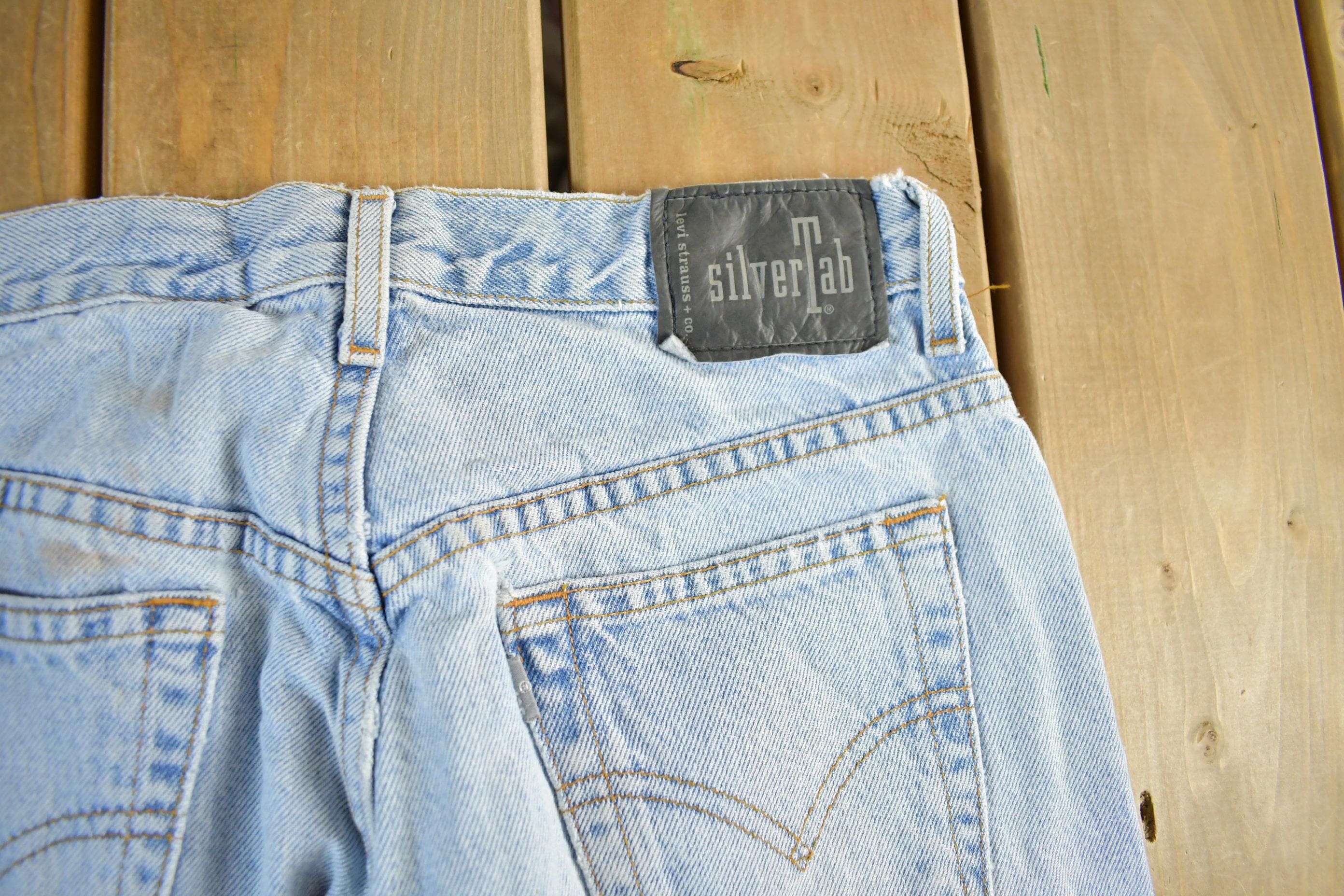 Vintage 1990s Levi Silver Tab Loose Denim Jeans Womens 28 x 32 - Image 5
