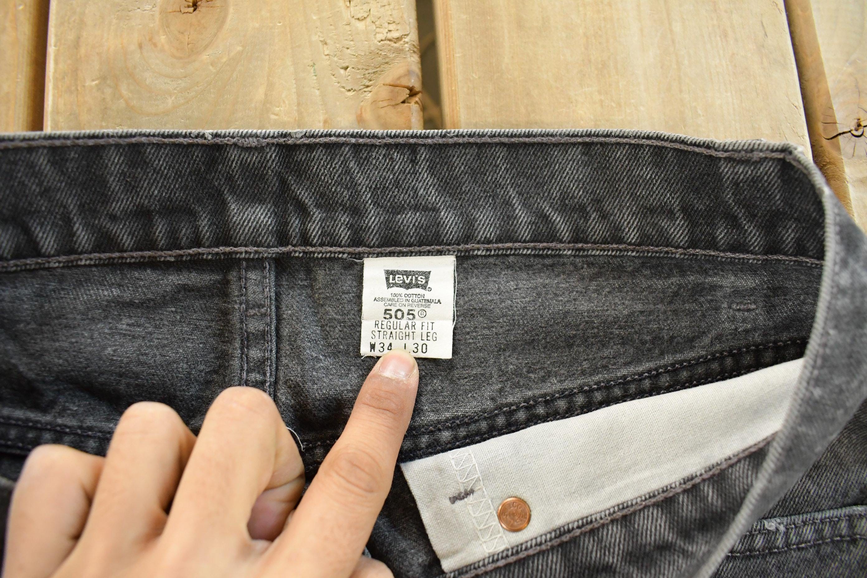 Vintage 1990s Levi's 505 Regular Straight Fit Starched Denim Jeans Men's Men's 32 x 30 - Image 5
