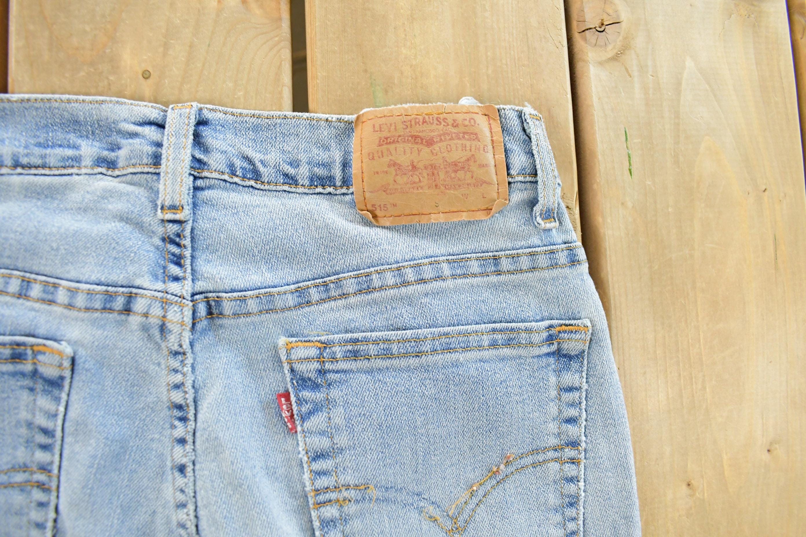 Vintage 1990s Levi's 515 Bootcut Lowrise Denim Jeans Women's 29 x 29 - Image 6