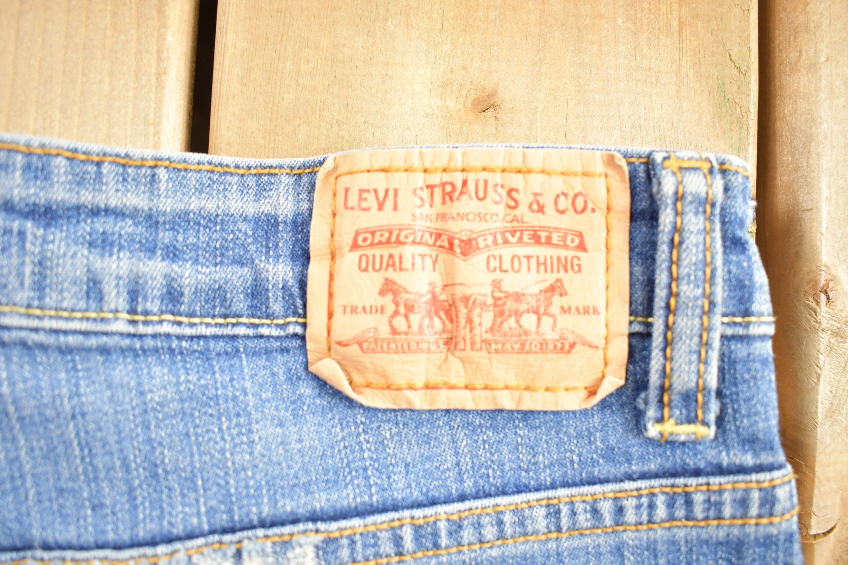 Vintage 1990s Levi's 515 Red Tab Jeans Men's 30 x 26 - Image 4