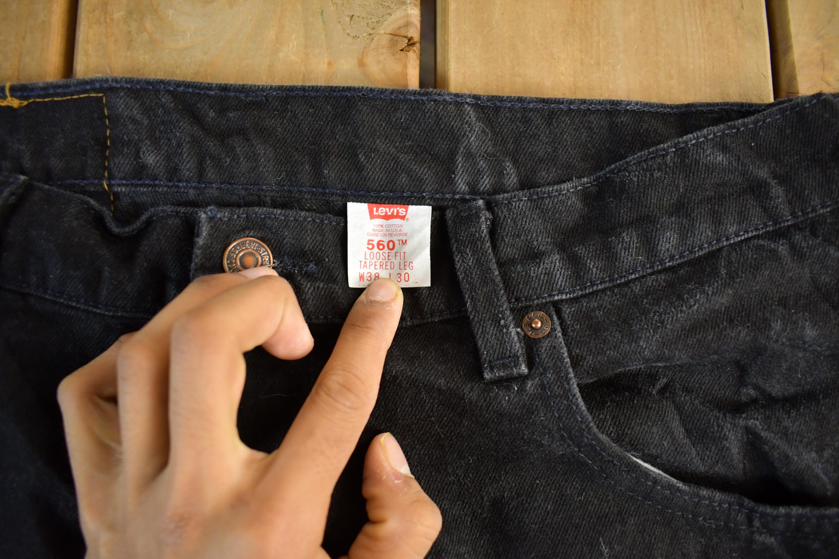 Vintage 1990s Levi's 560 Denim Jeans Men's 36 x 30 - Image 4
