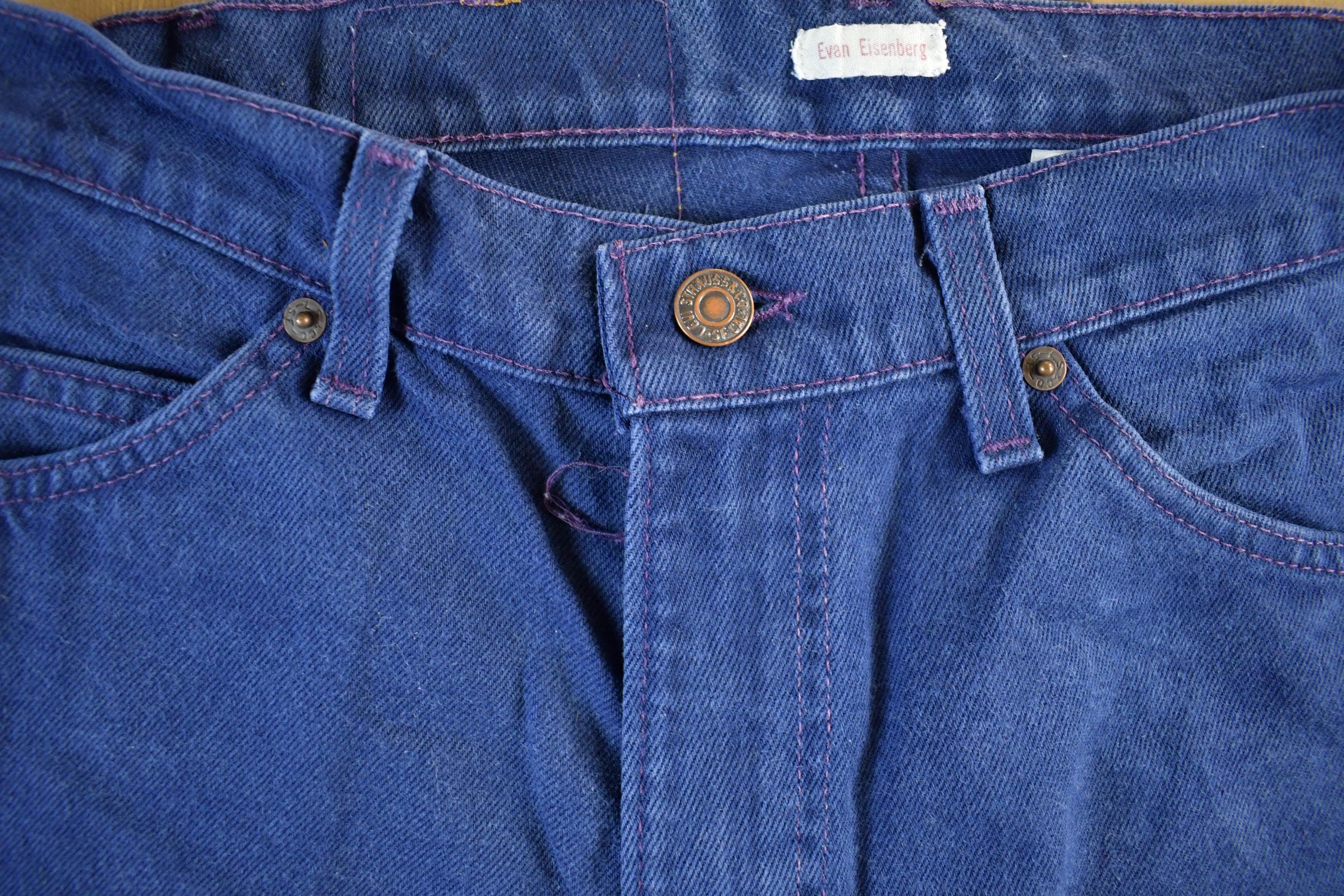 Vintage 1990s Levi's 560 Orange Tab Denim Jean Shorts Men's 31 - Image 3