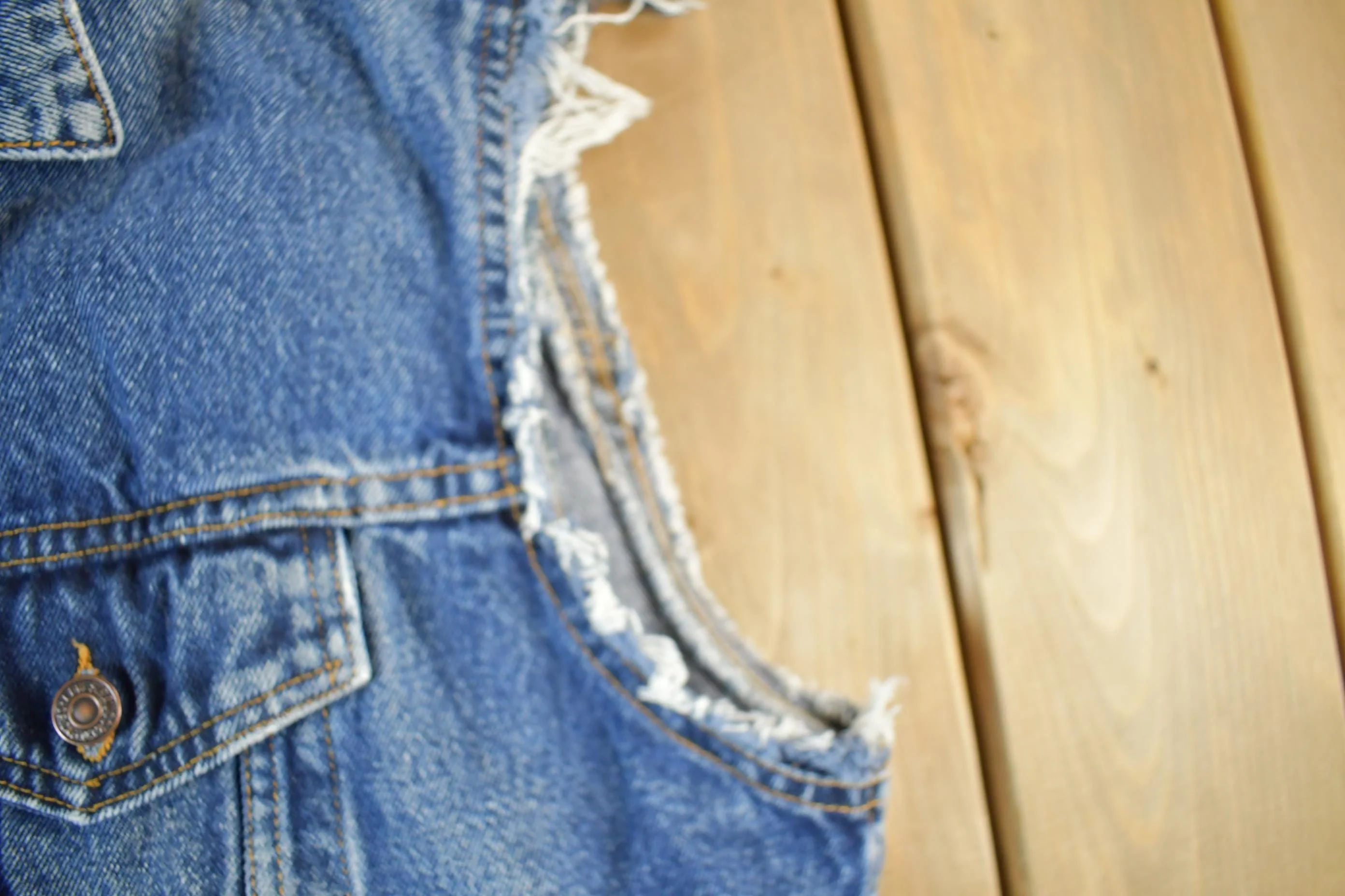 Vintage 1990s Levi's Denim Blanket Lined Vest Jacket Mens Medium - Image 4