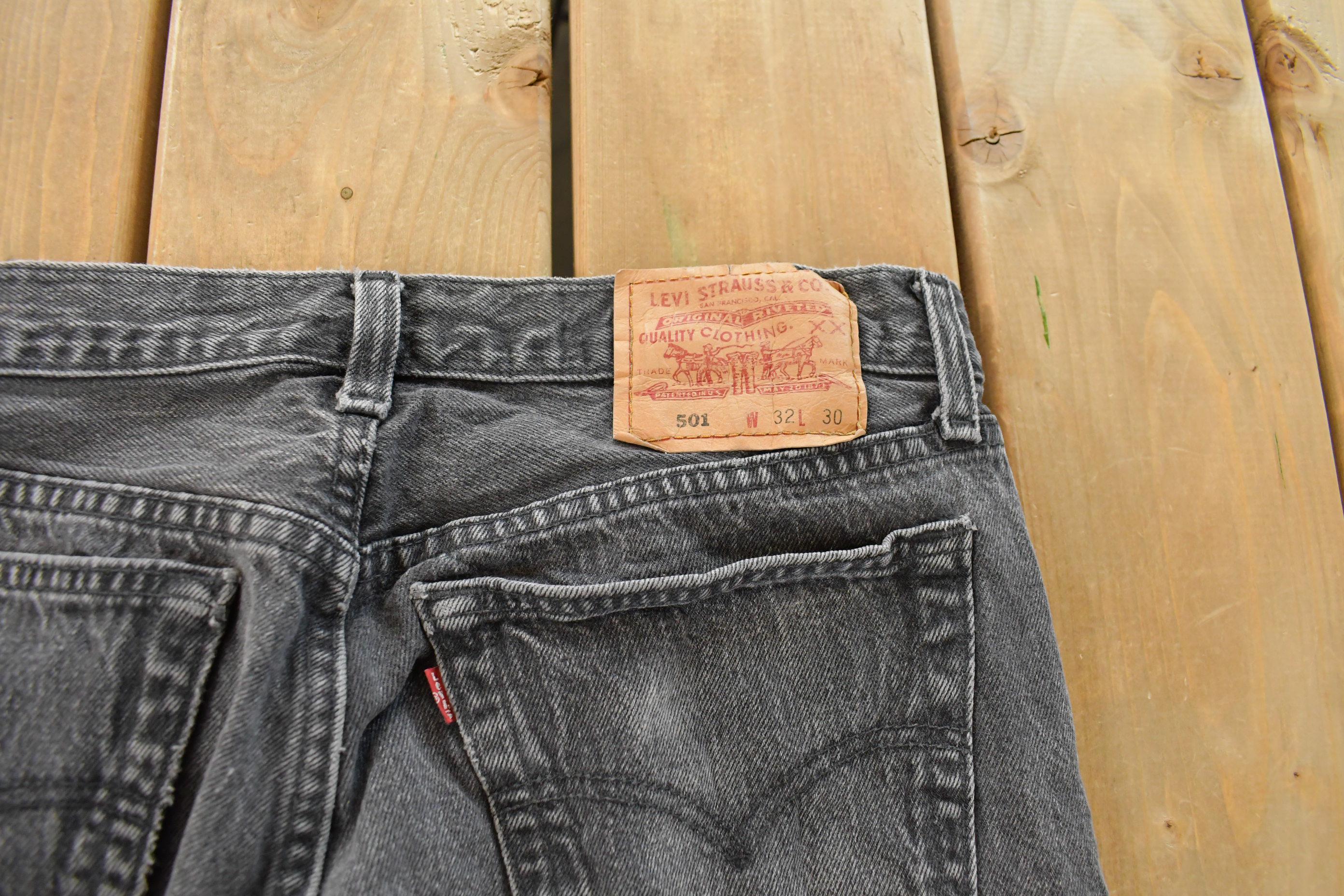 Vintage 1990s Levi's Distressed 501 Original Fit Denim Jeans Men's 32 x 28 - Image 5