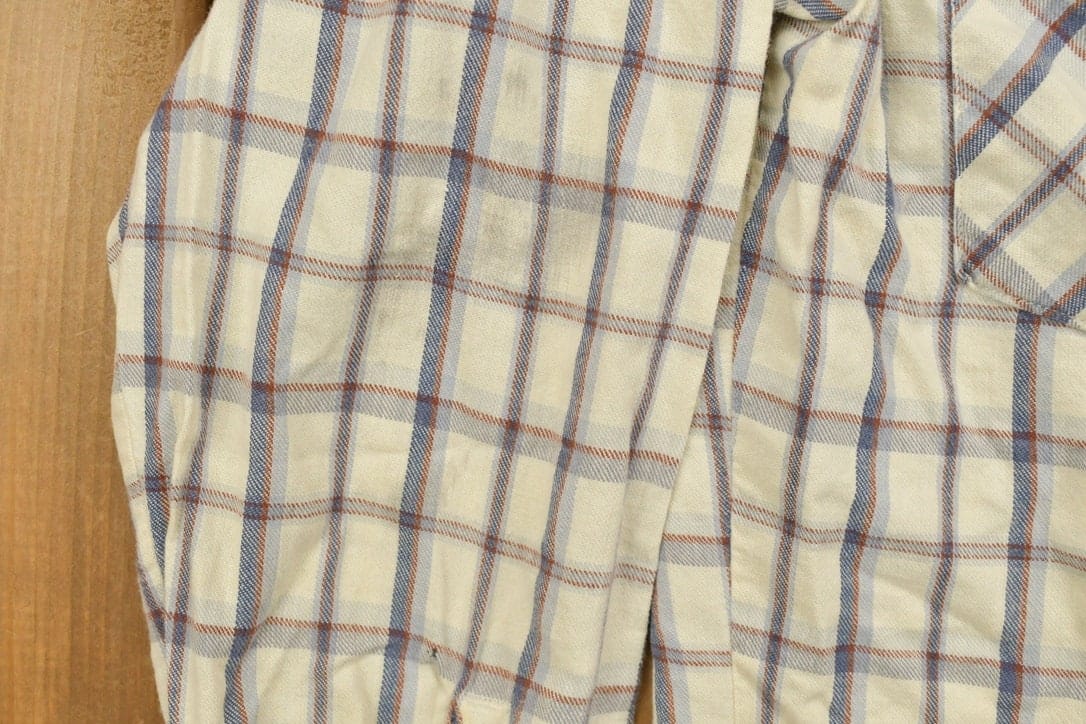 Vintage 1990s Levi's Plaid Western Flannel Button Up Shirt Men's S - Image 6