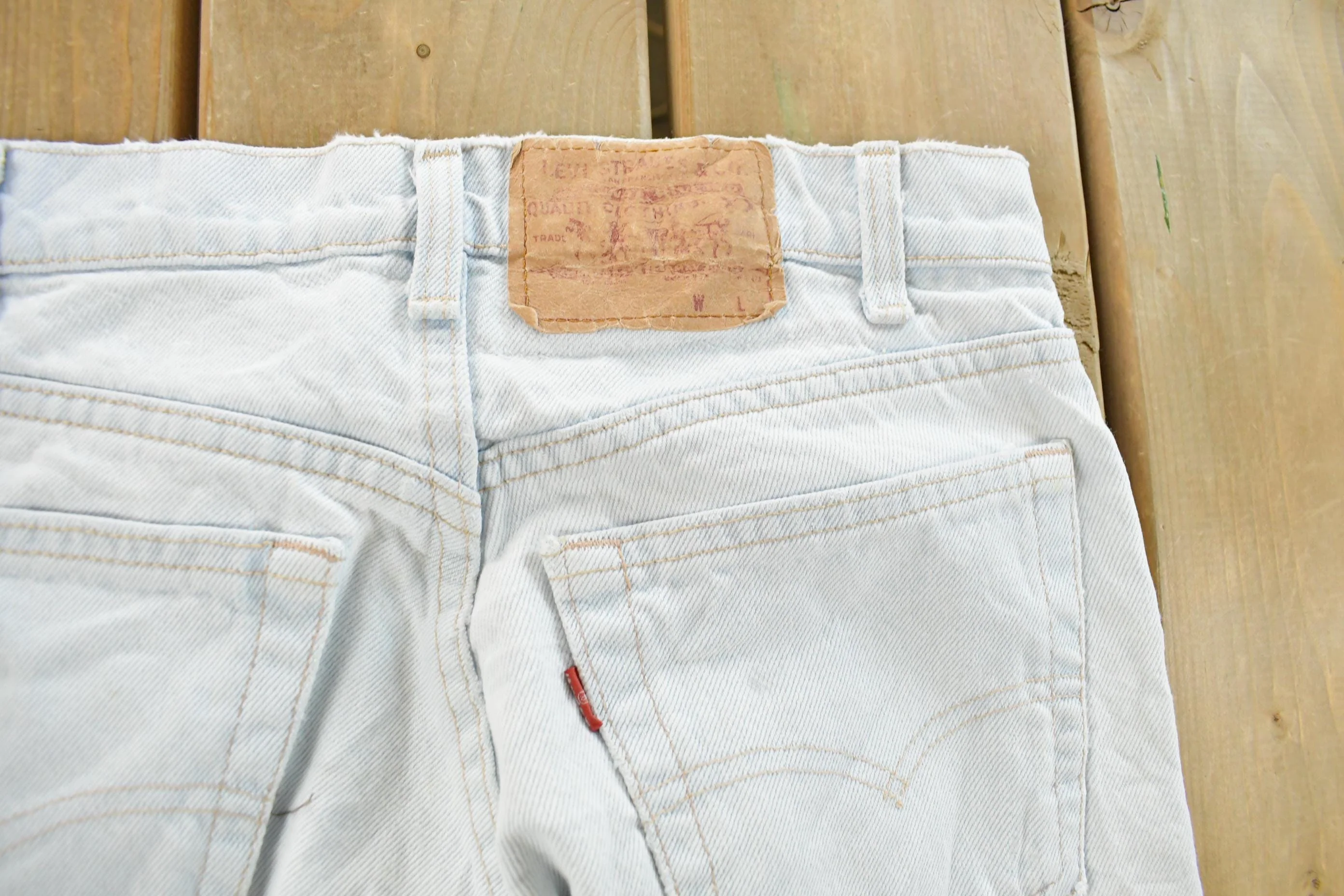 Vintage 1990s Levi's Regular Straight Denim Jeans Men's 28 x 32 - Image 6