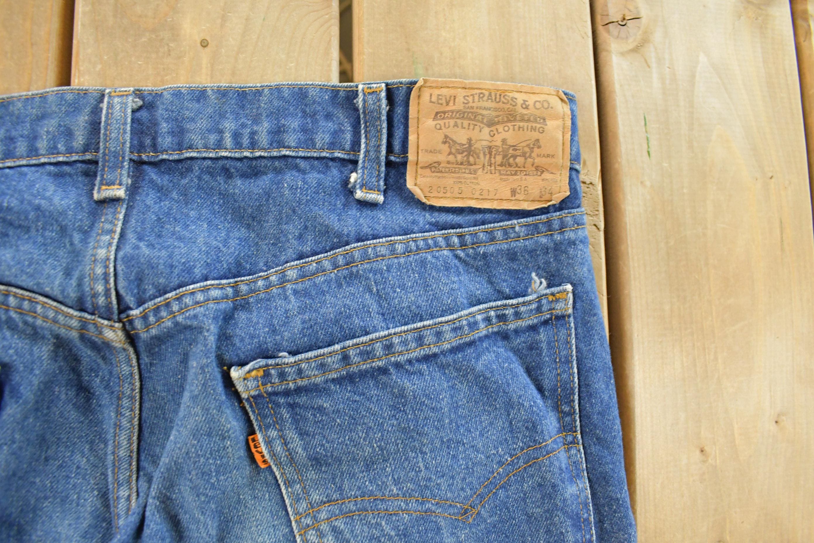 Vintage 1990s Levi's Straight Fit Denim Jeans Men's Men's 34 x 34 - Image 7