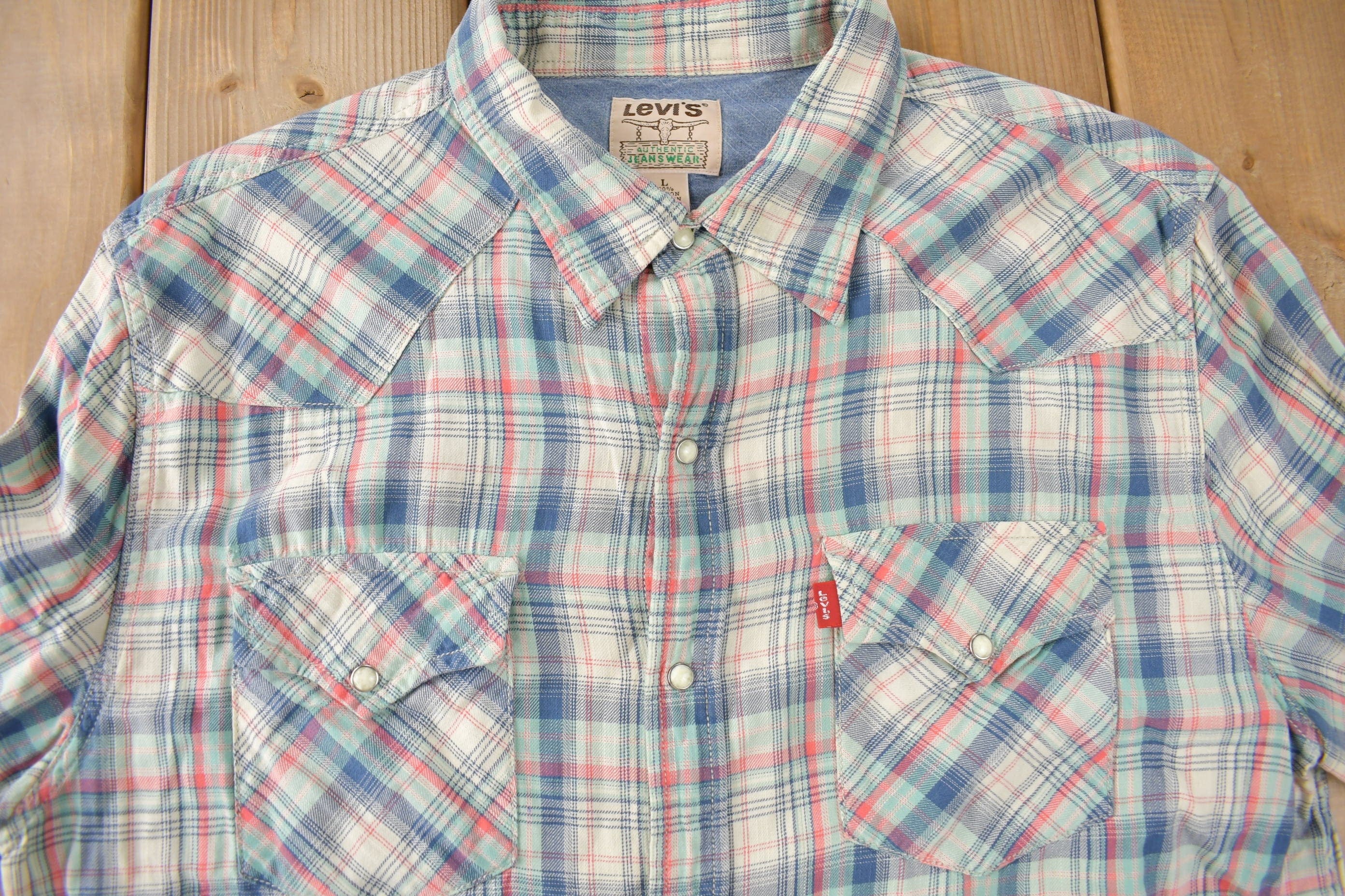 Vintage 1990s Levi's Western Wear Pearl Snap Plaid Long Sleeve Button Up Shirt Men's M - Image 3