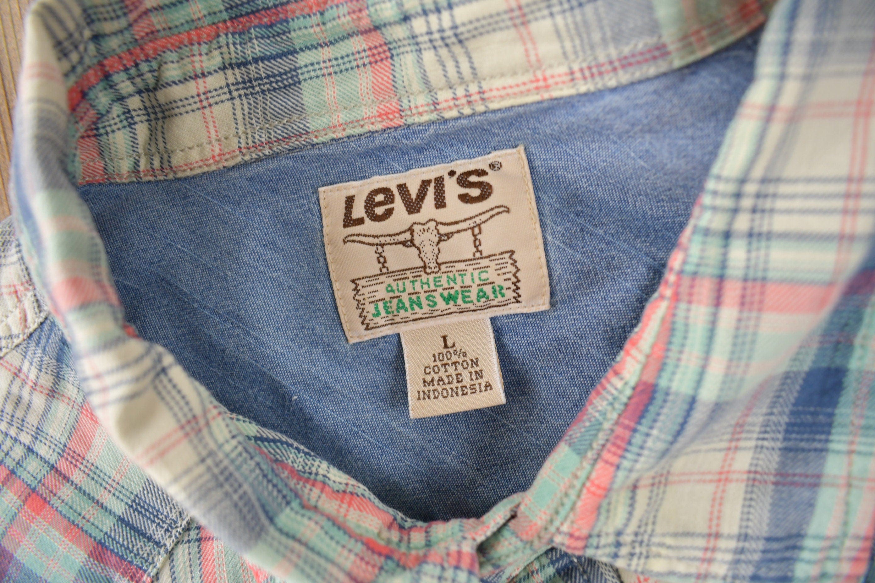 Vintage 1990s Levi's Western Wear Pearl Snap Plaid Long Sleeve Button Up Shirt Men's M - Image 4