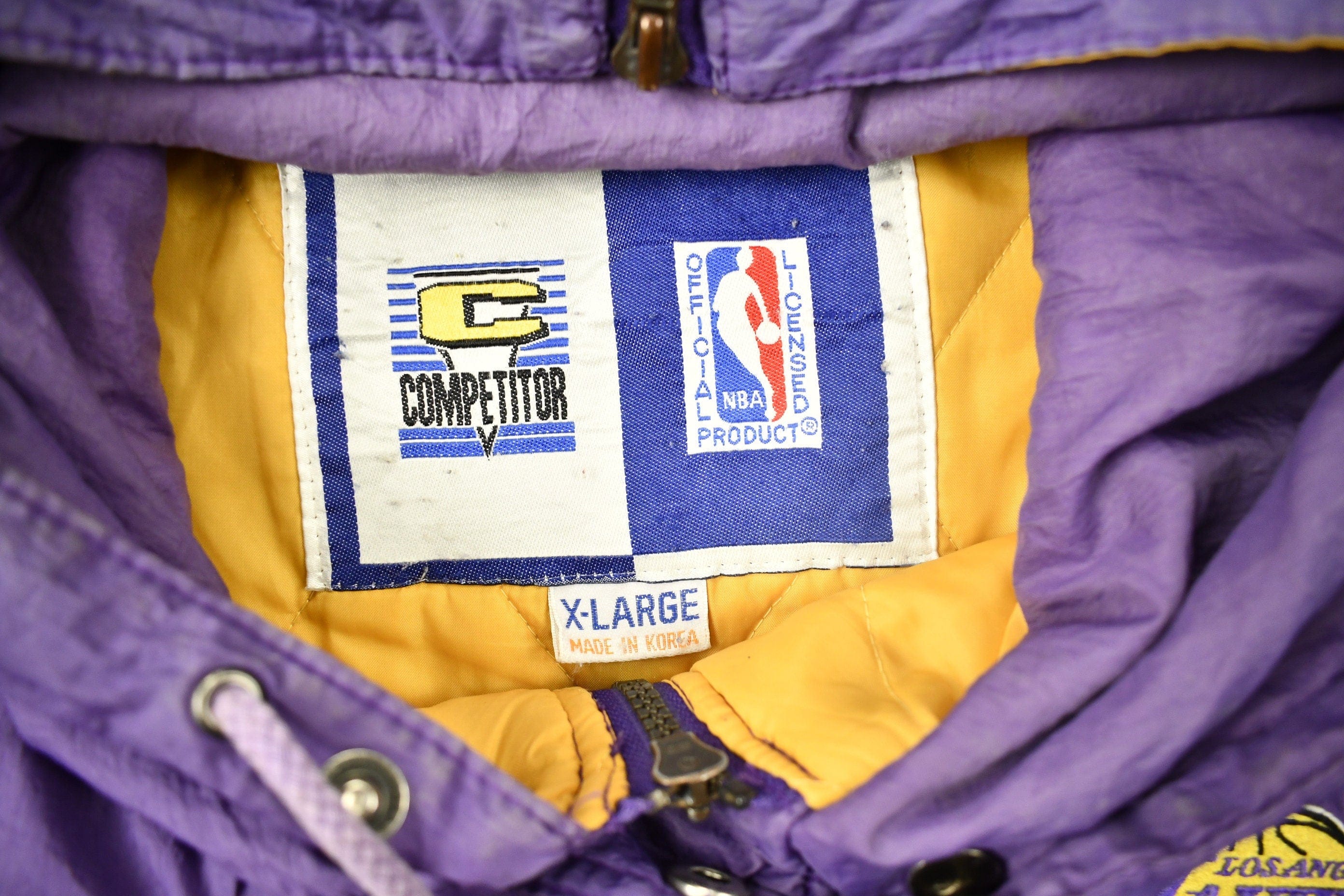 Vintage 1990s Los Angeles Lakers NBA Full Zip Puffer Jacket Men's XL - Image 7