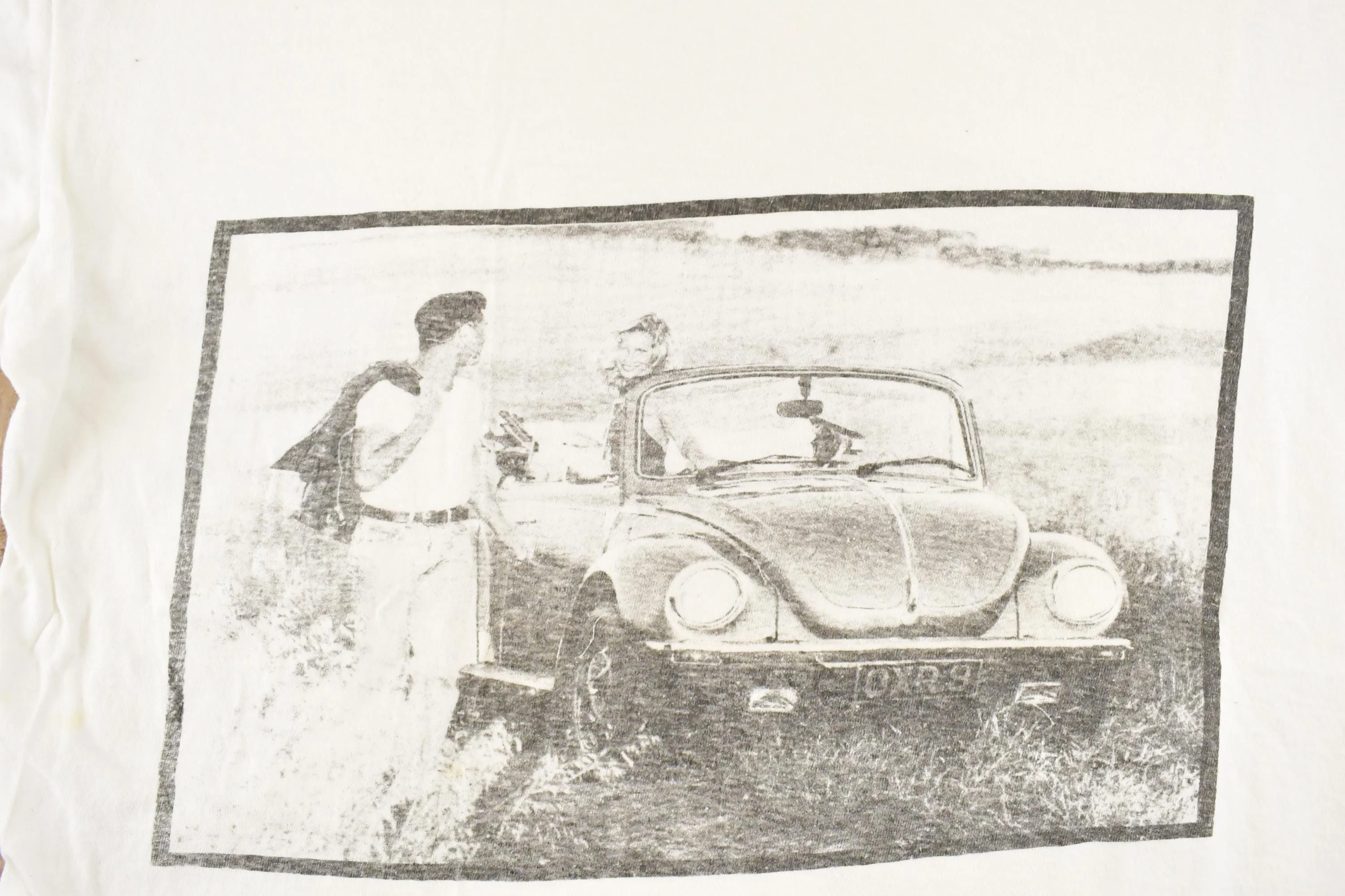 Vintage 1990's Love Birds Love Bug Photo Souvenir Travel T-Shirt Men's L - Image 3