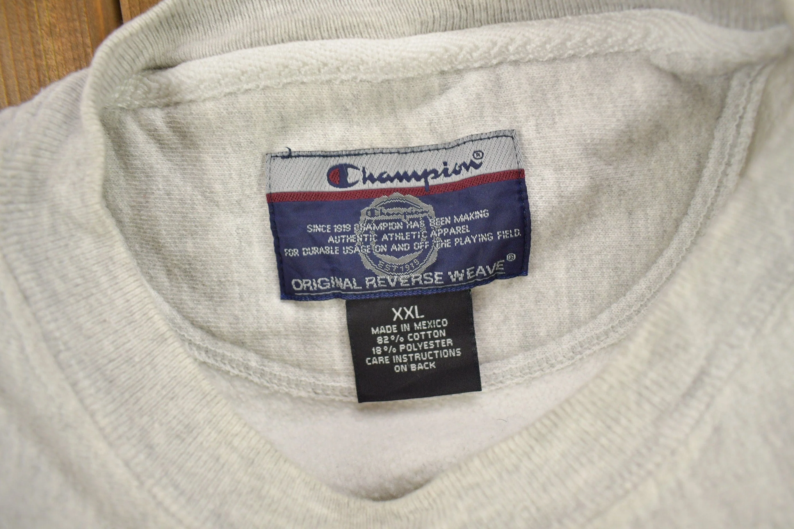 Vintage 1990s Marquette University Champion Reverse Weave Crewneck Sweatshirt Men's 2XL - Image 6