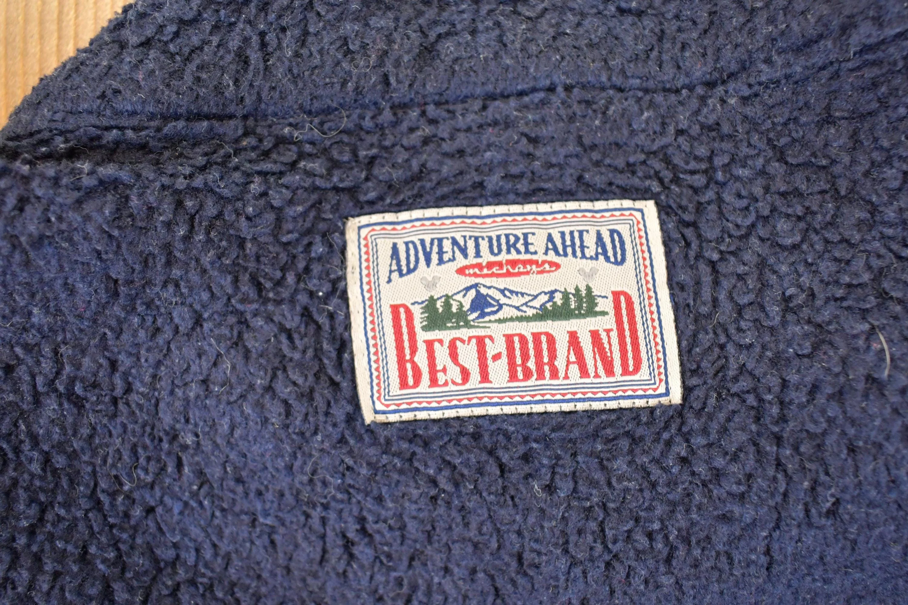 Vintage 1990s Mickey Mouse Disney Adventure Ahead Fleece Outdoorsman Sweater Men's L - Image 4