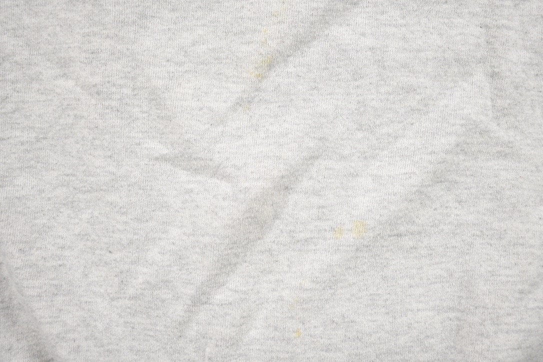 Vintage 1990s Mickey Mouse Disney Crewneck Men's Small - Image 6