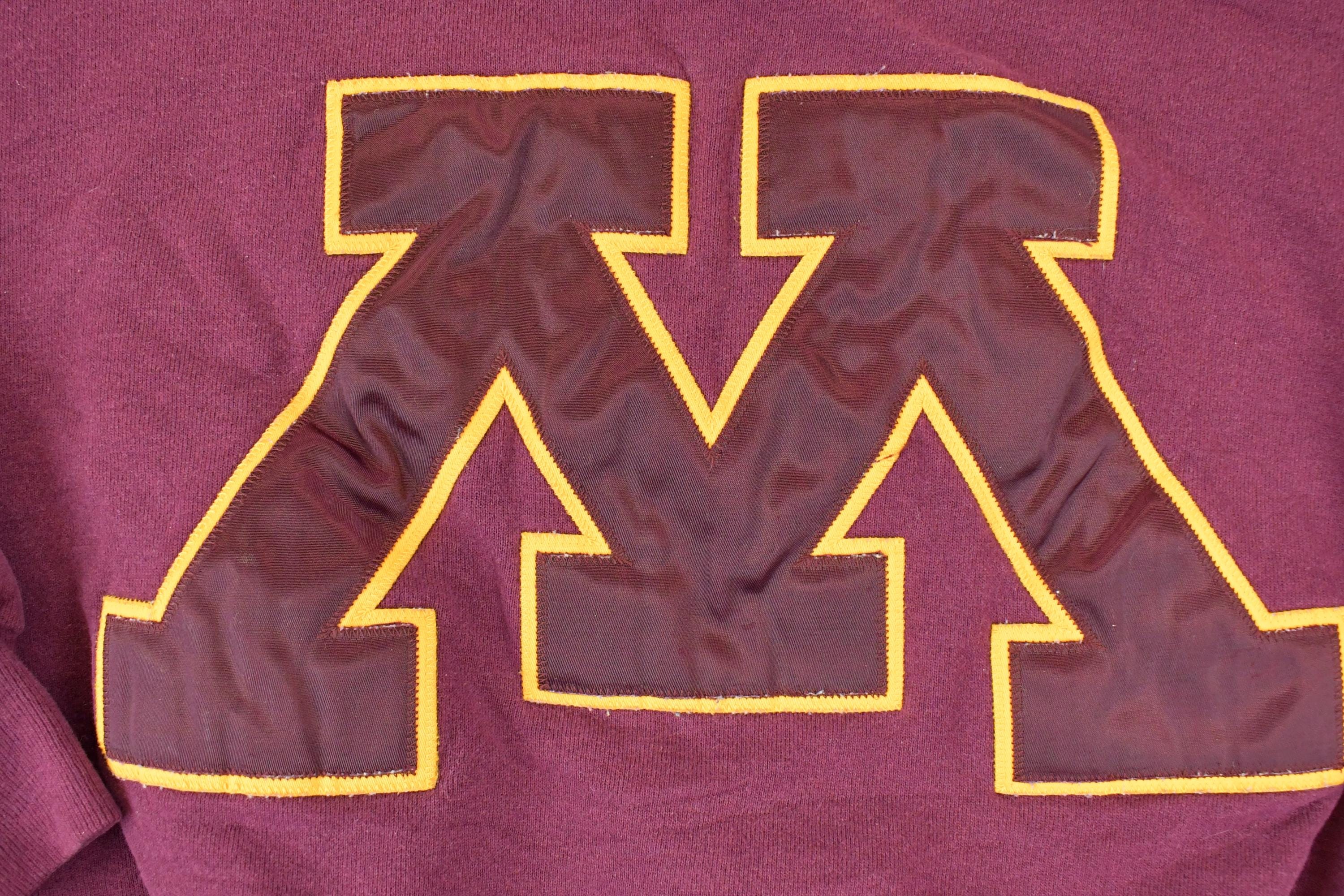 Vintage 1990s Minnesota Embroidered Champion Sweatshirt Womens XL - Image 3