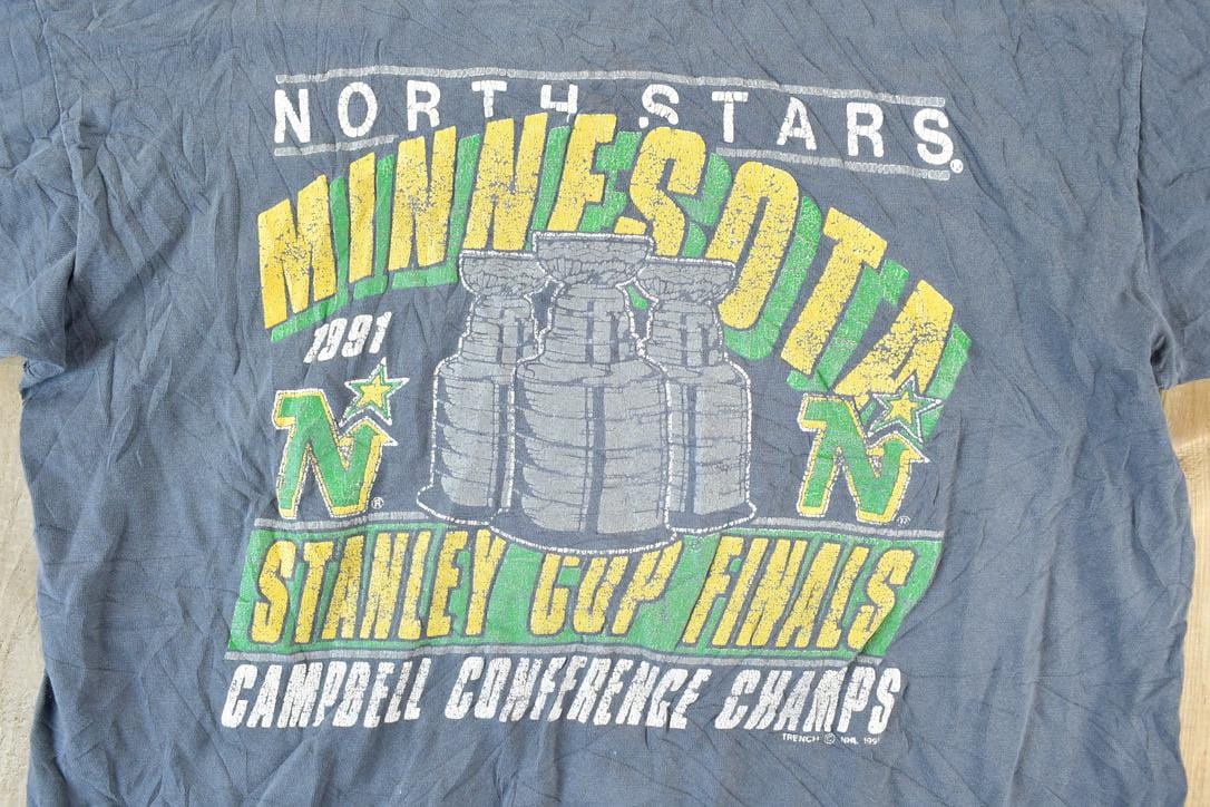 Vintage 1990s Minnesota North Stars NHL Graphic T-Shirt Men's XL - Image 3