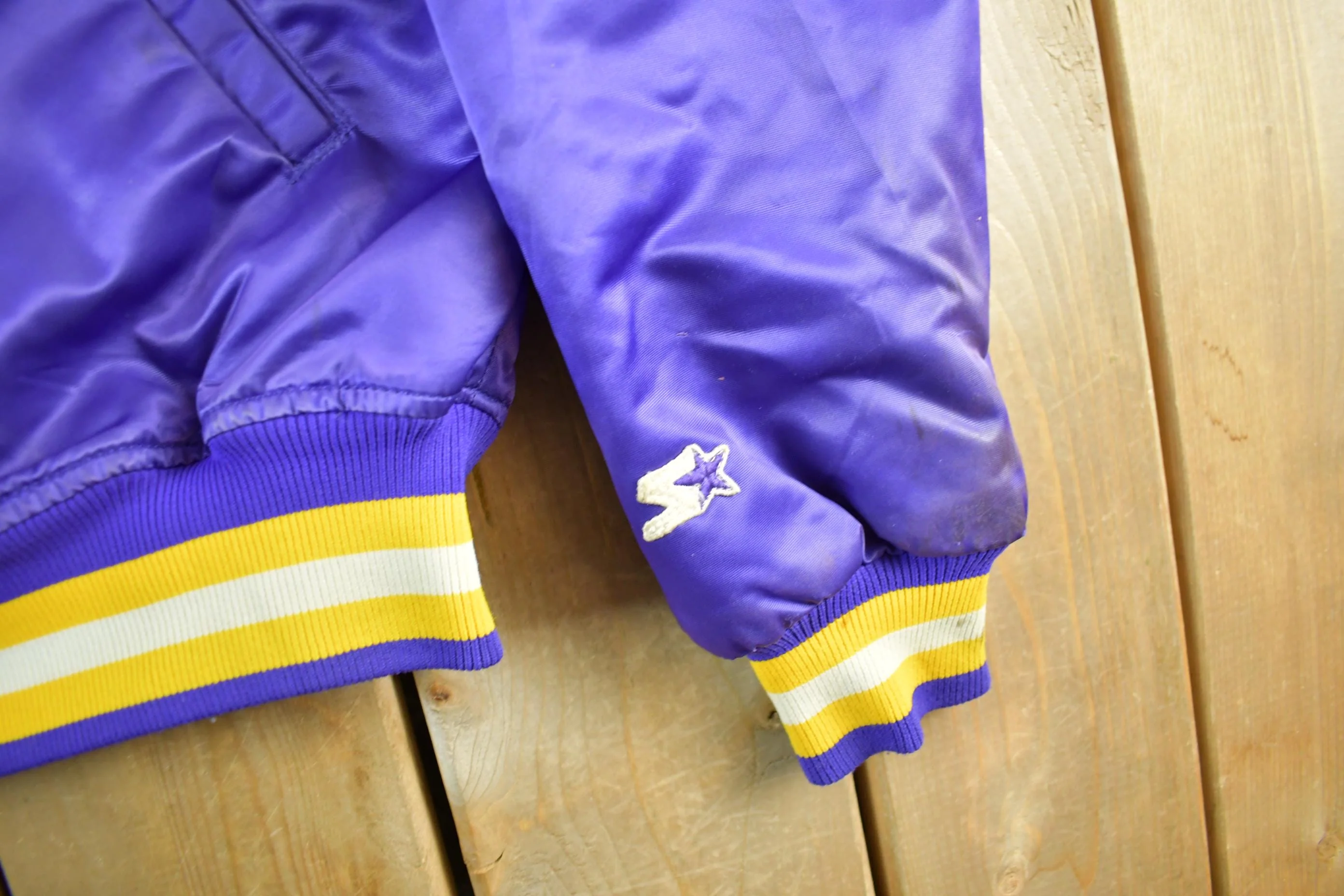 Vintage 1990s Minnesota Vikings Team Starter Pro Line NFL Satin Snap On Jacket Men's XL - Image 4
