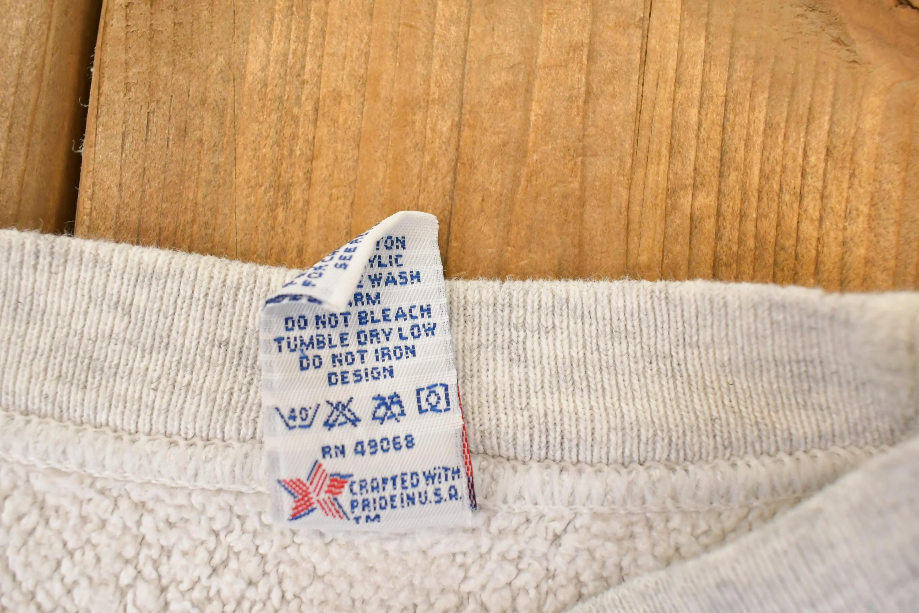 Vintage 1990s Monticello Tennis Graphic Print University Crewneck Sweater Men's L - Image 7