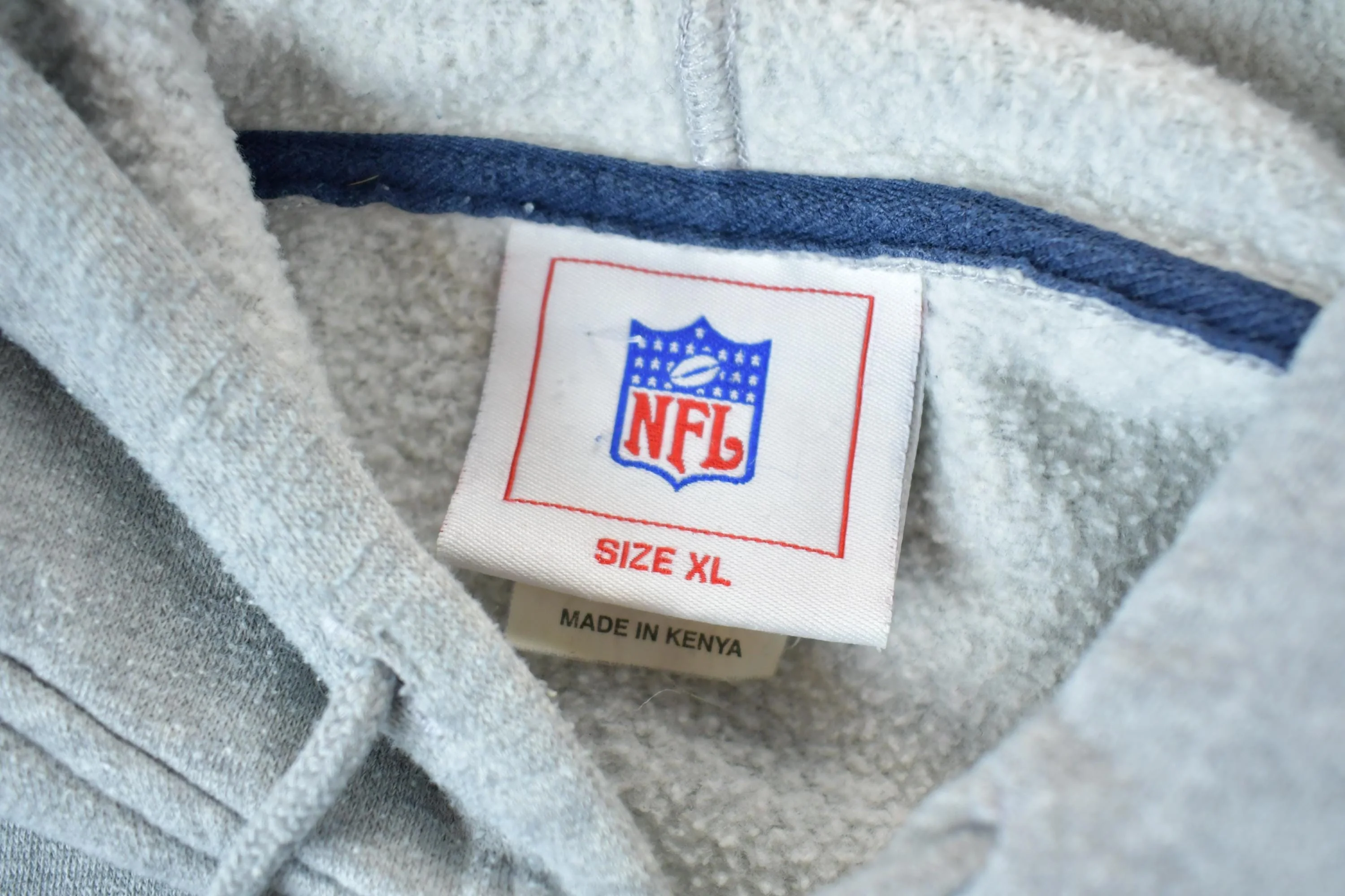 Vintage 1990s New England Patriots NFL Hoodie Sweatshirt Men's XL - Image 3