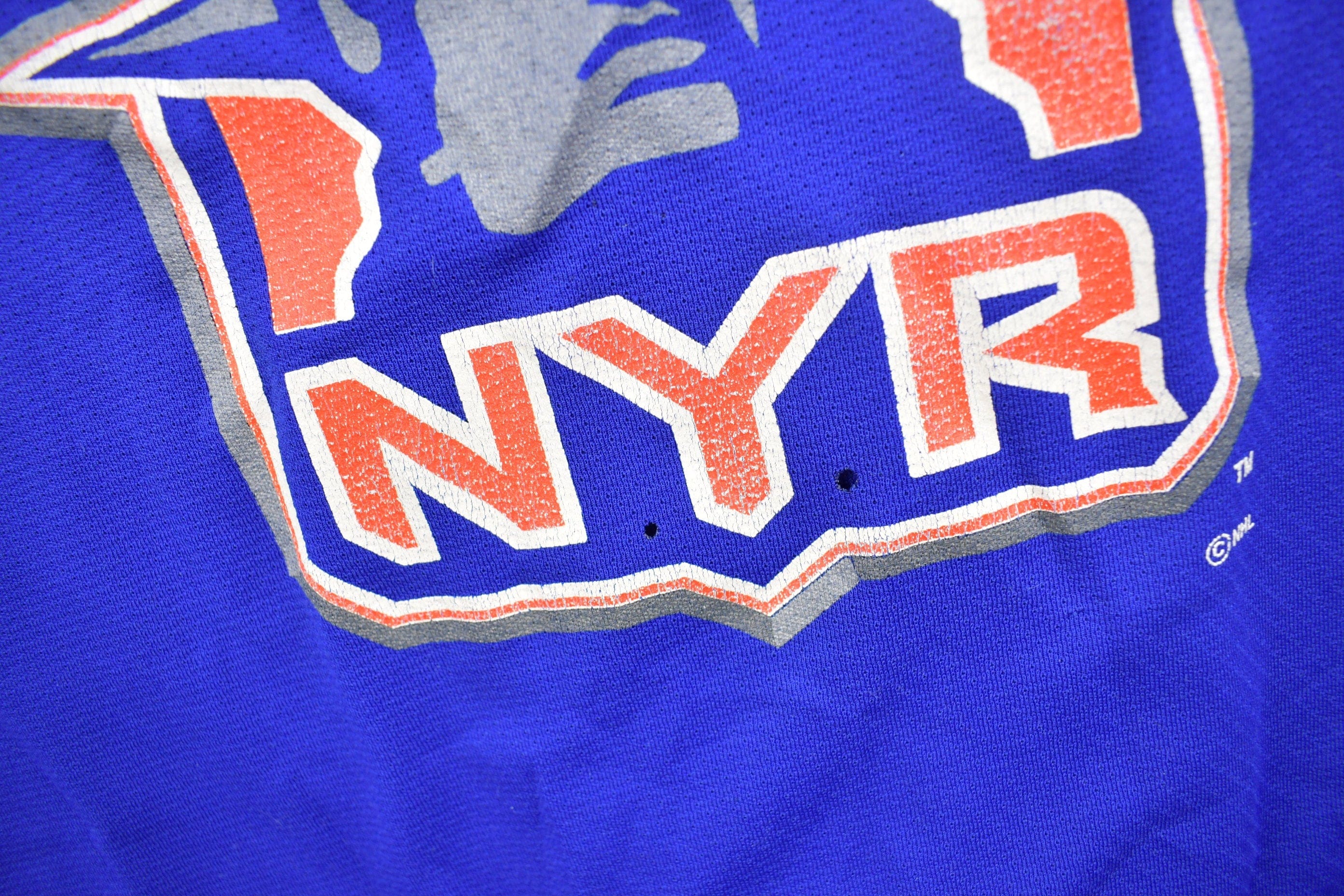 Vintage 1990s New York Rangers NHL Logo 7 Hockey Jersey Men's 2XL - Image 4