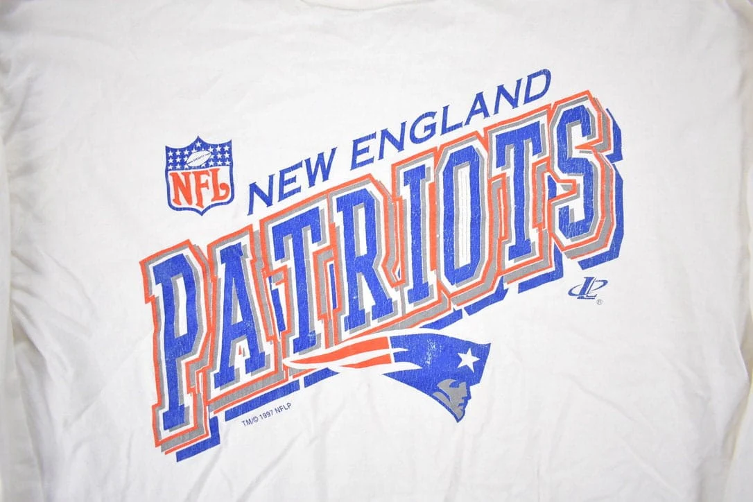 Vintage 1990s NFL New England Patriots Long Sleeve T-Shirt Men's XL - Image 3