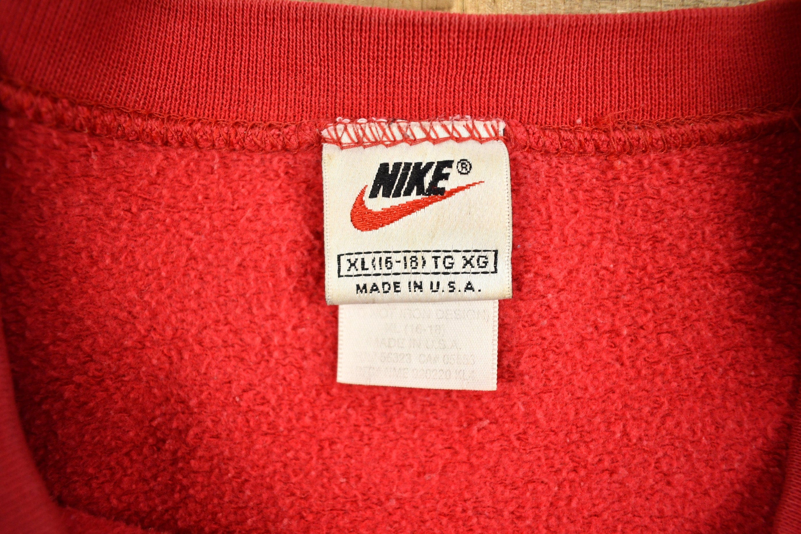 Vintage 1990s Nike Embroidered Mini Swoosh Crewneck Sweatshirt Women's XL - Image 5